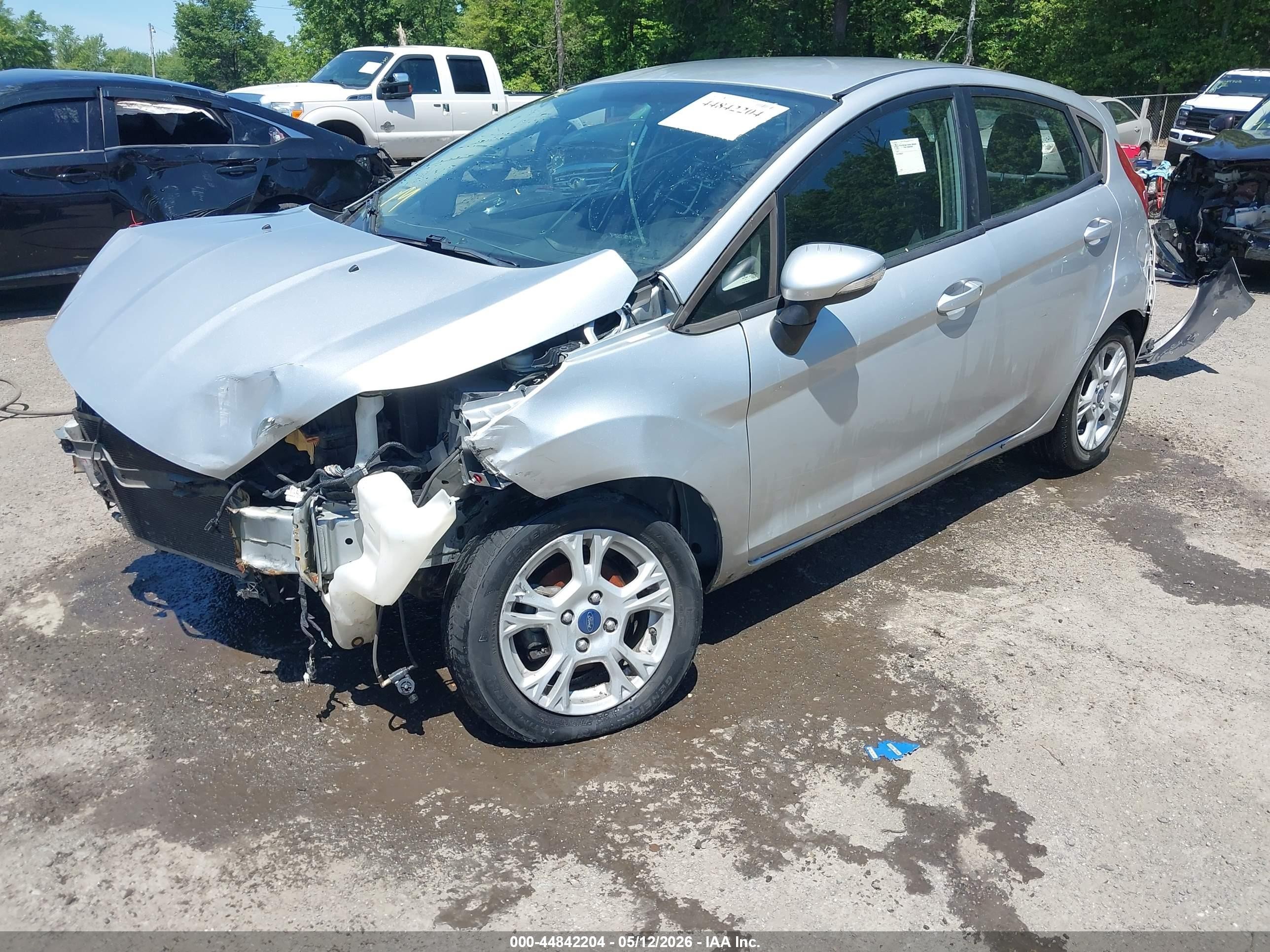 2014 Ford Fiesta Se Silver vin: 3FADP4EJ8EM189531