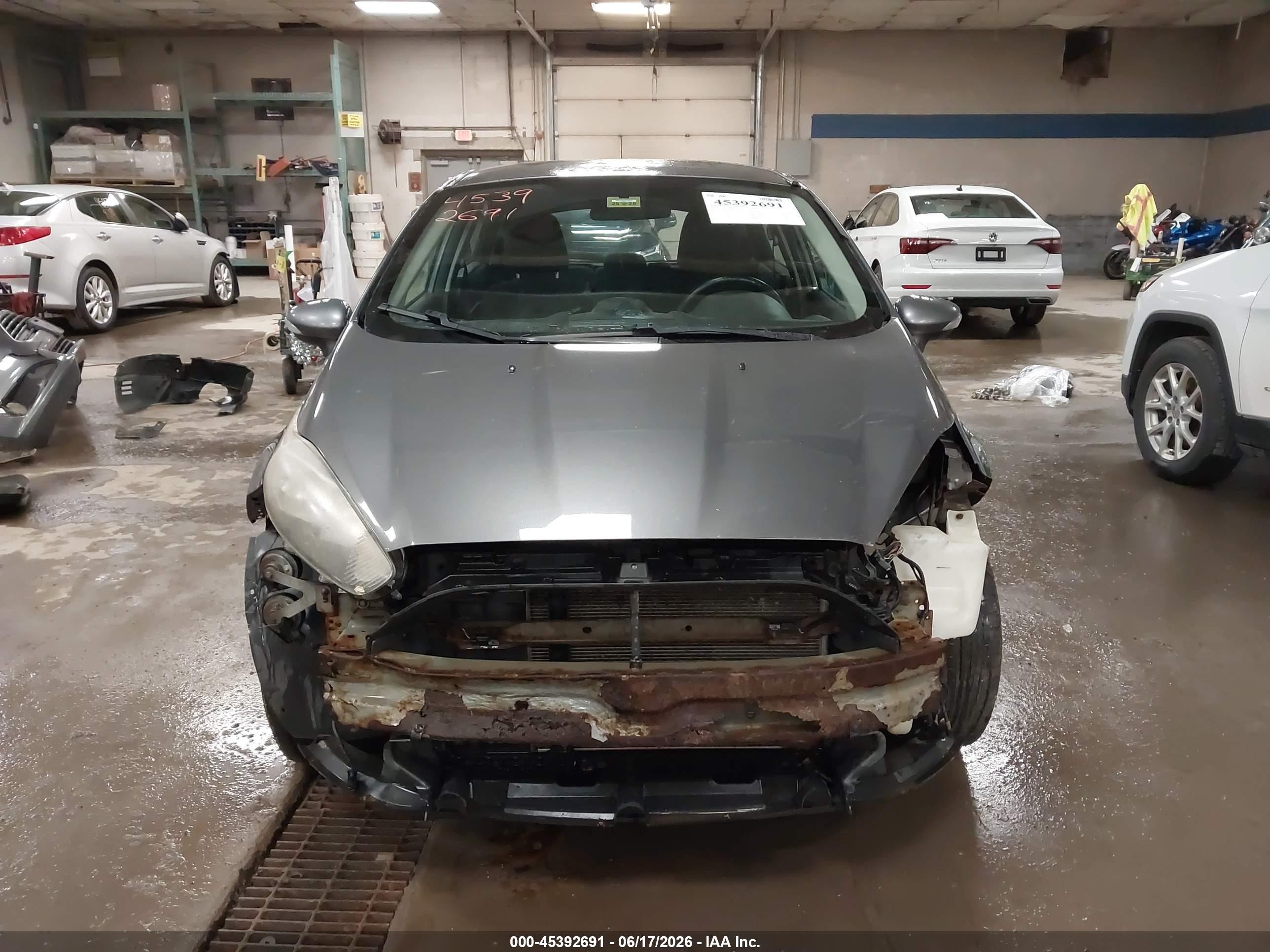 2014 Ford Fiesta Se Gray vin: 3FADP4EJ8EM194678