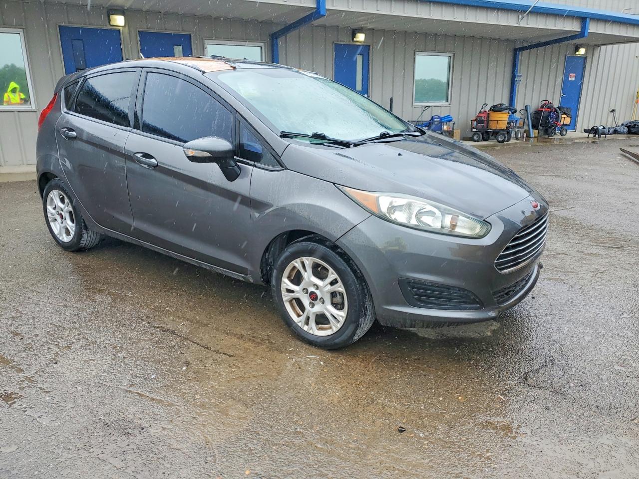 2015 Ford Fiesta Se Gray vin: 3FADP4EJ8FM115527