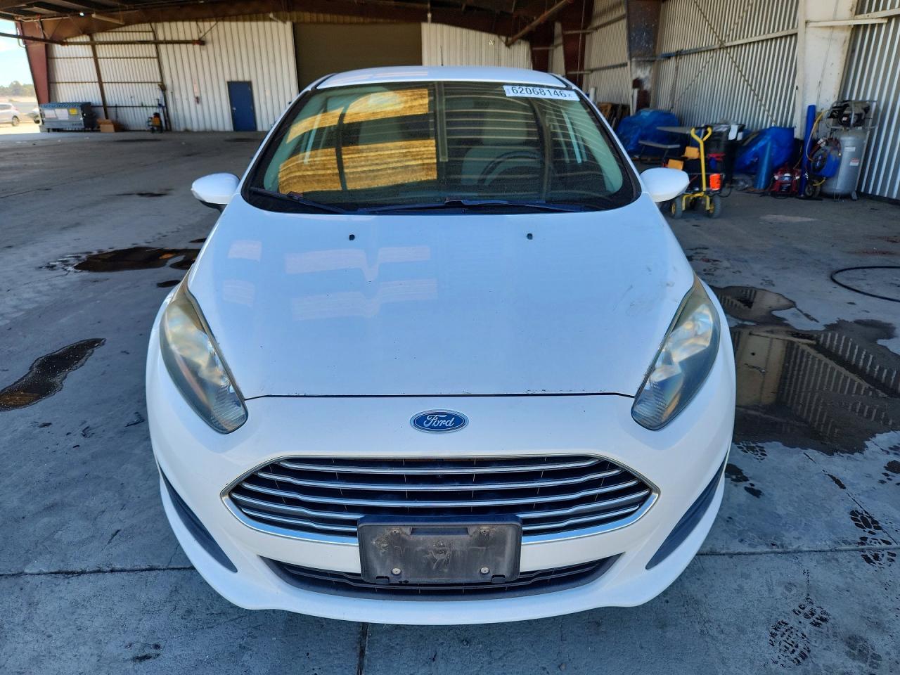 2015 Ford Fiesta Se White vin: 3FADP4EJ8FM195914