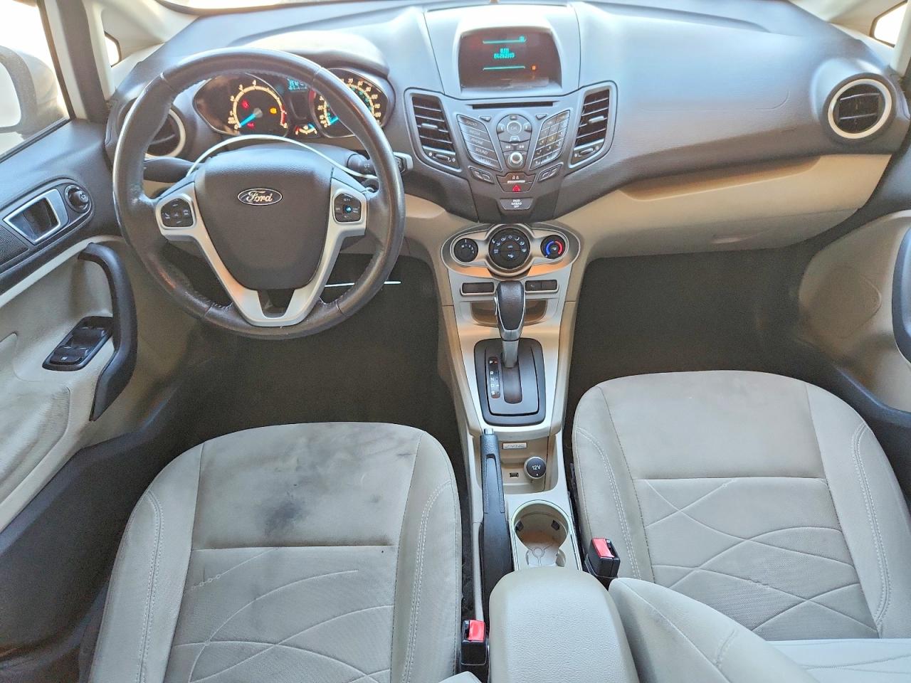 2015 Ford Fiesta Se White vin: 3FADP4EJ8FM195914