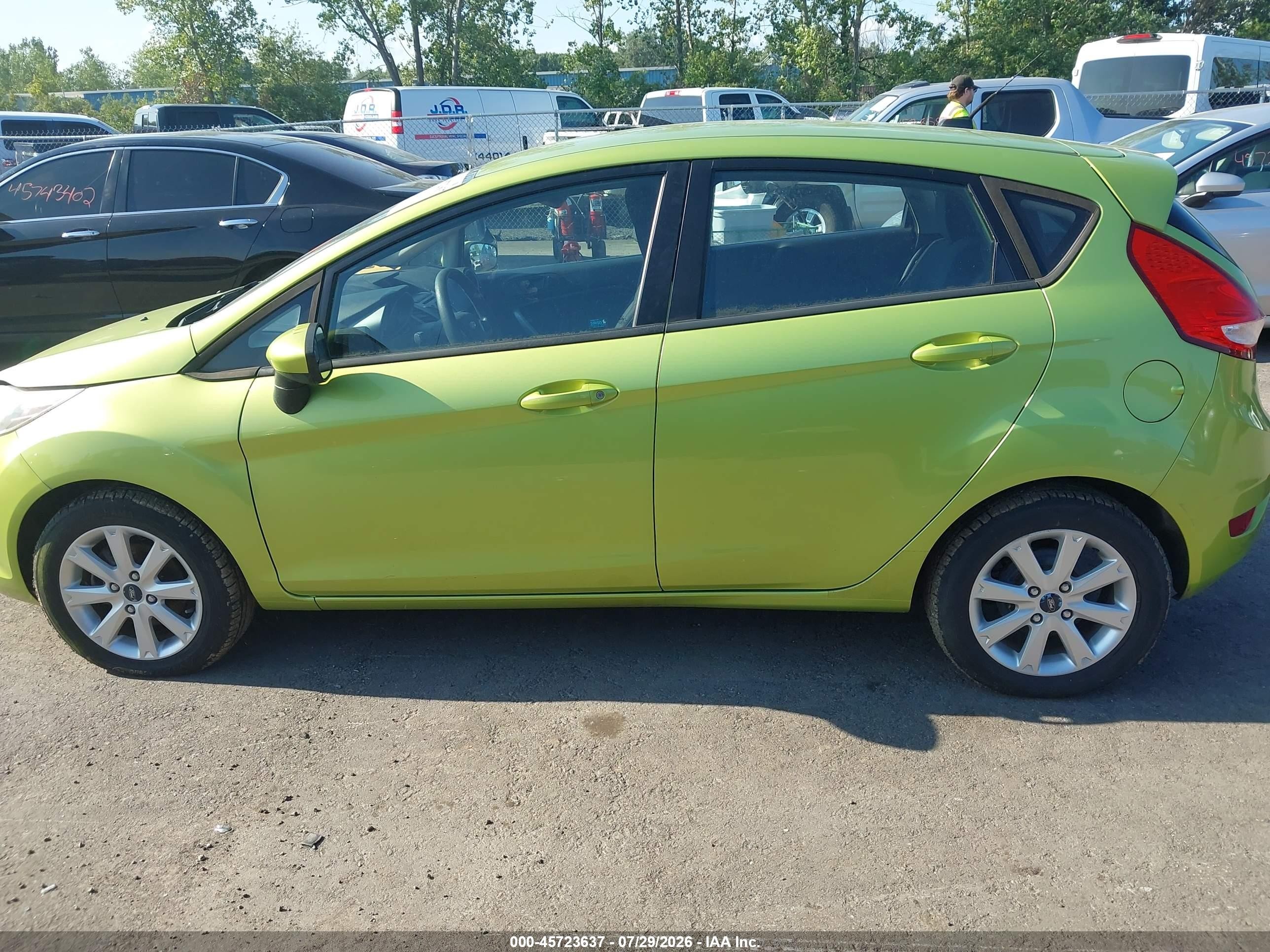 2011 Ford Fiesta Se Green vin: 3FADP4EJ9BM147932