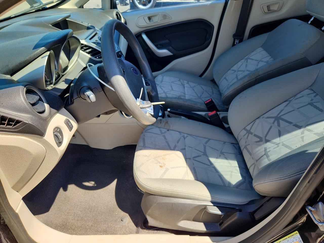 2011 Ford Fiesta Se Black vin: 3FADP4EJ9BM172300