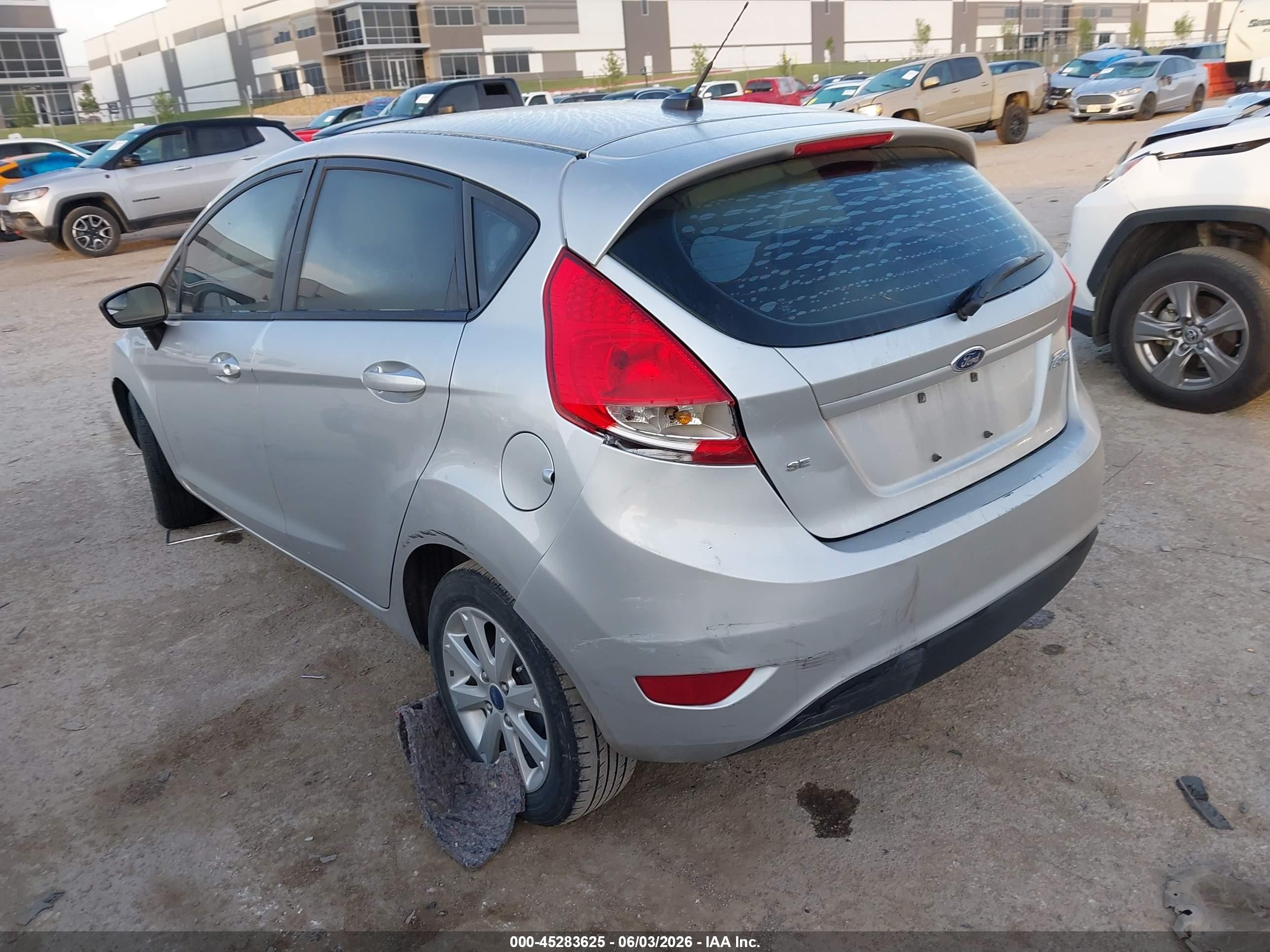 2012 Ford Fiesta Se Silver vin: 3FADP4EJ9CM106928