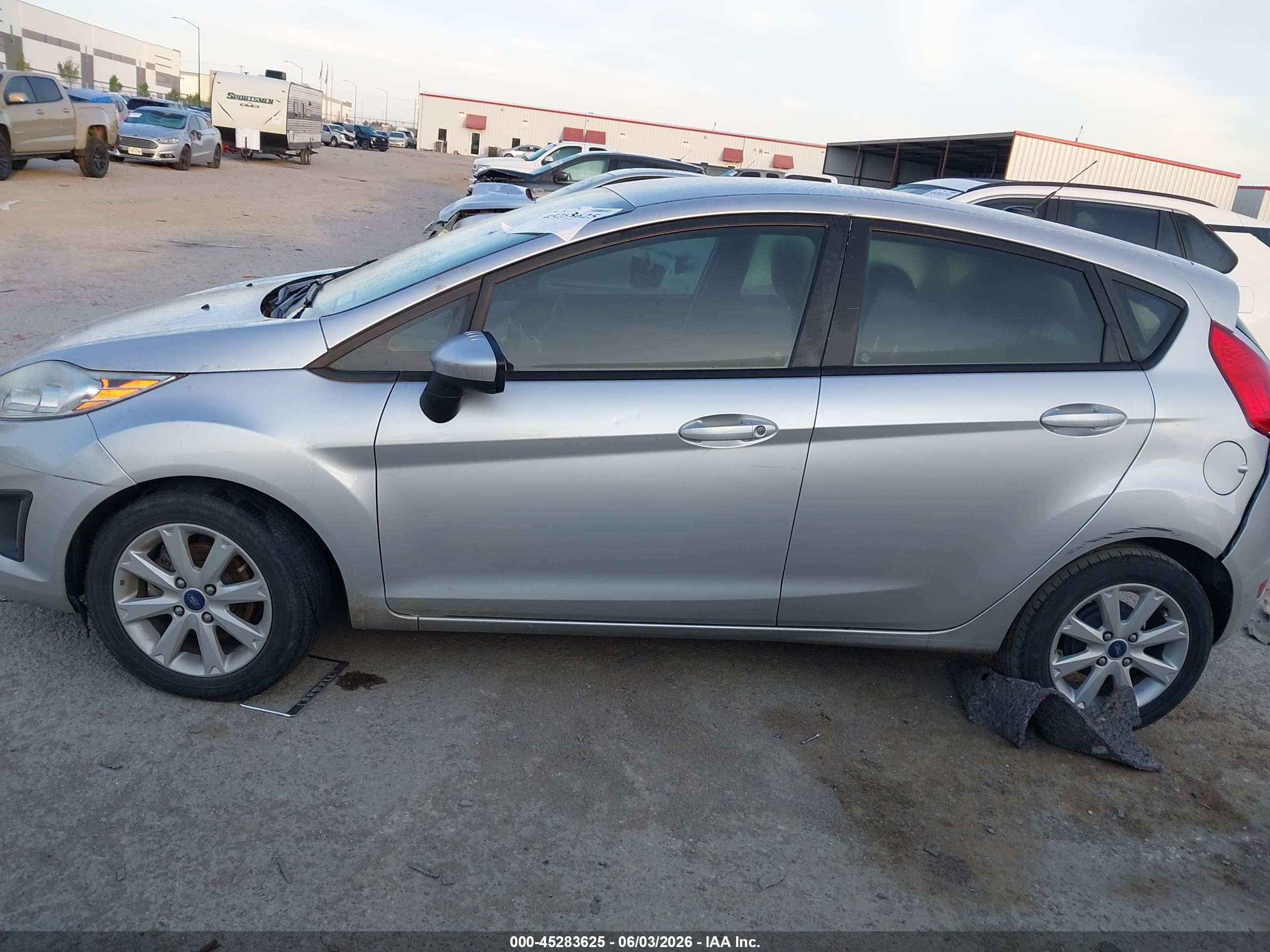 2012 Ford Fiesta Se Silver vin: 3FADP4EJ9CM106928