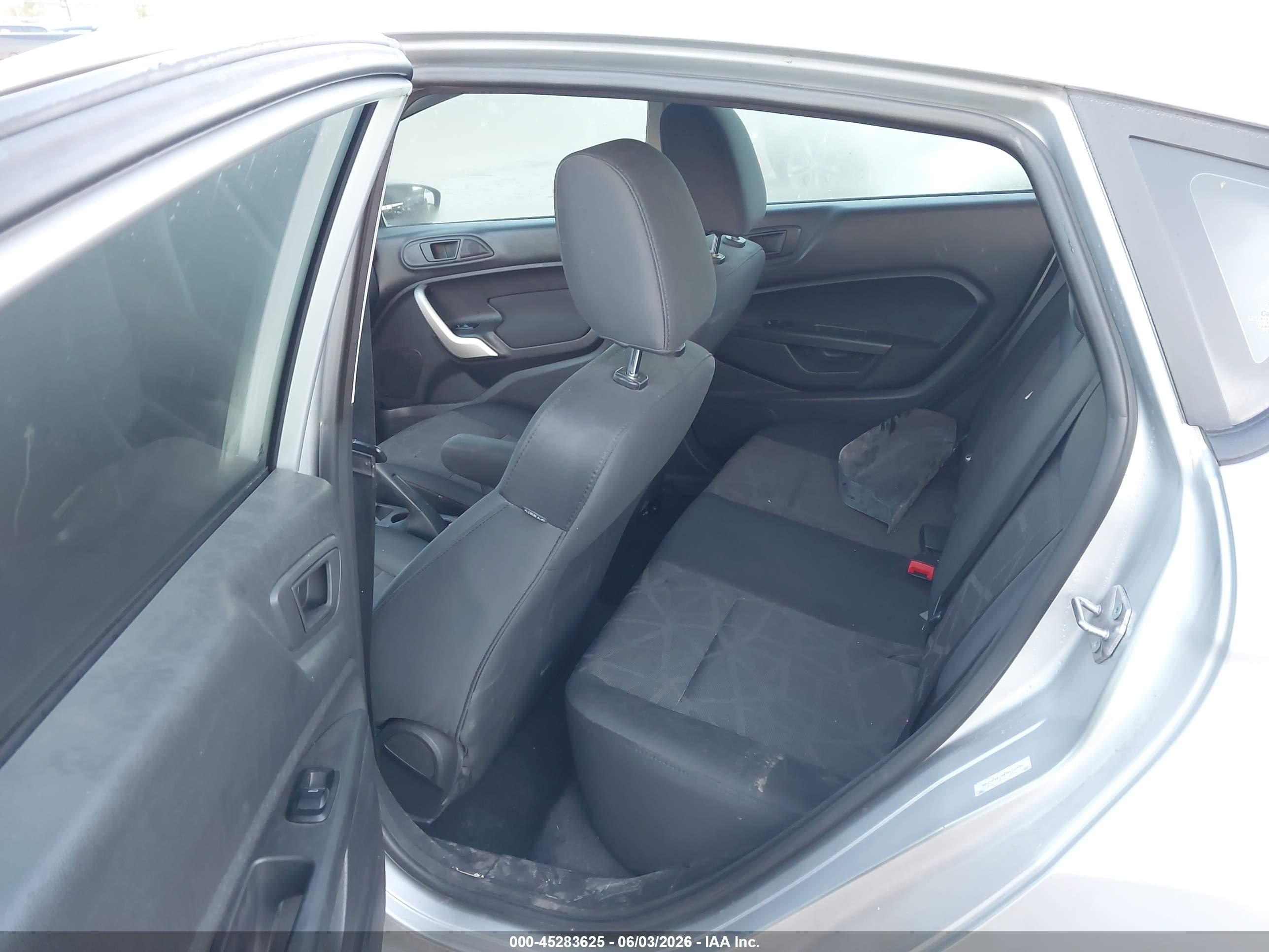 2012 Ford Fiesta Se Silver vin: 3FADP4EJ9CM106928