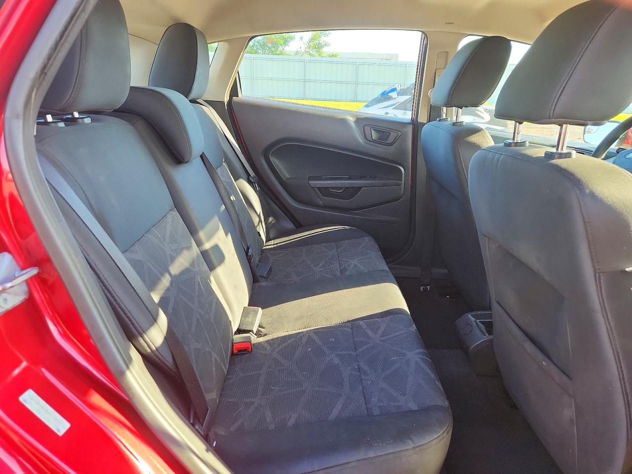 2012 Ford Fiesta Se Red vin: 3FADP4EJ9CM114754