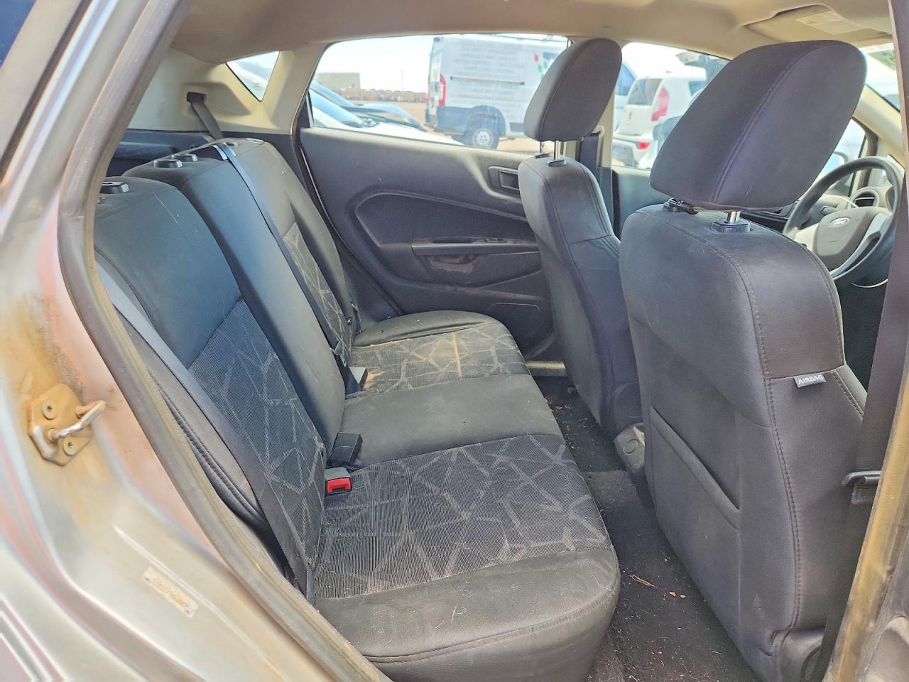 2012 Ford Fiesta Se Silver vin: 3FADP4EJ9CM118755