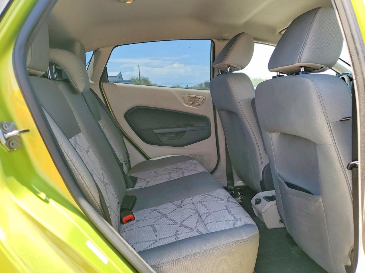 2013 Ford Fiesta Se Green vin: 3FADP4EJ9DM119485