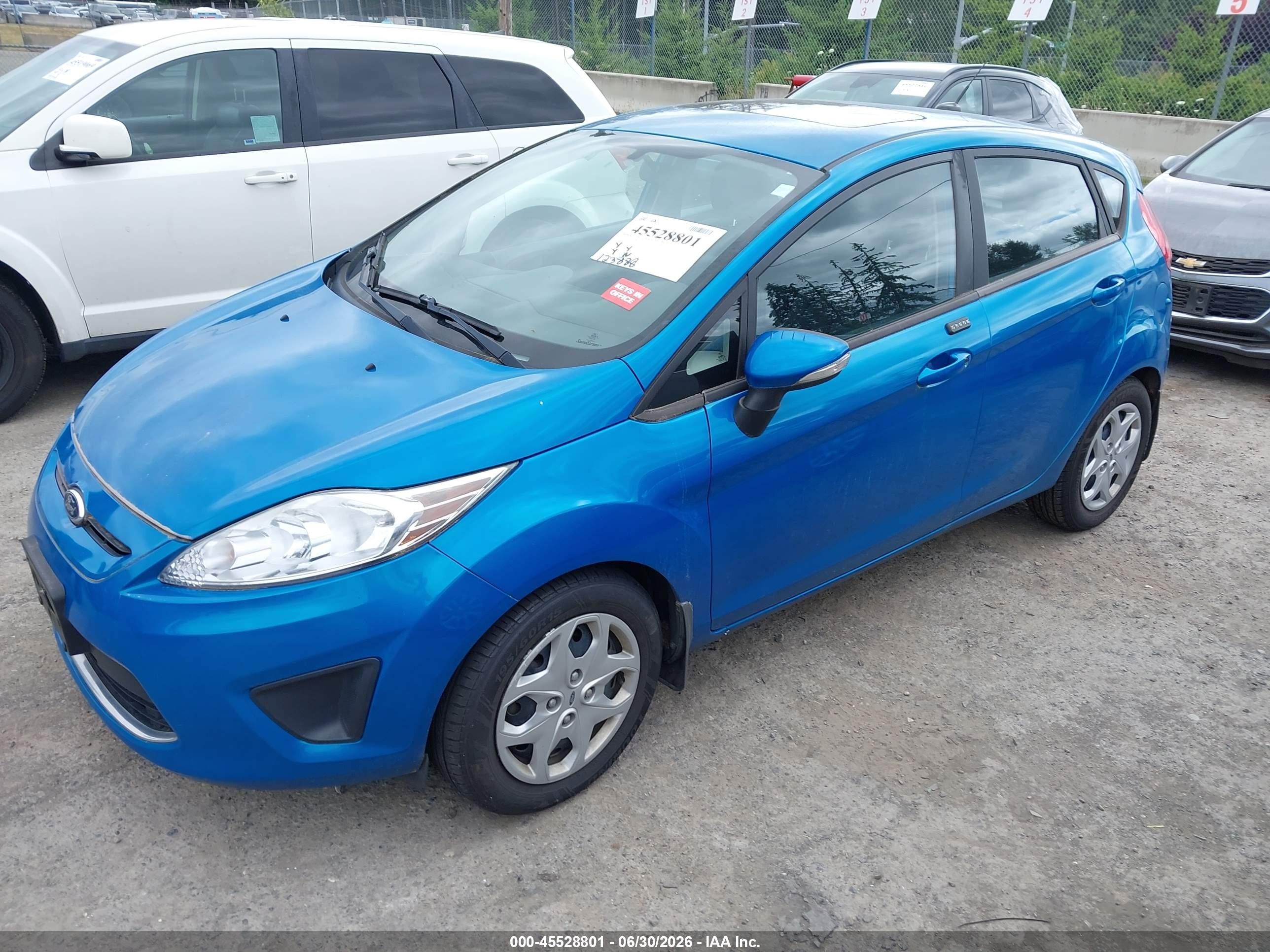 2013 Ford Fiesta Se Blue vin: 3FADP4EJ9DM132544