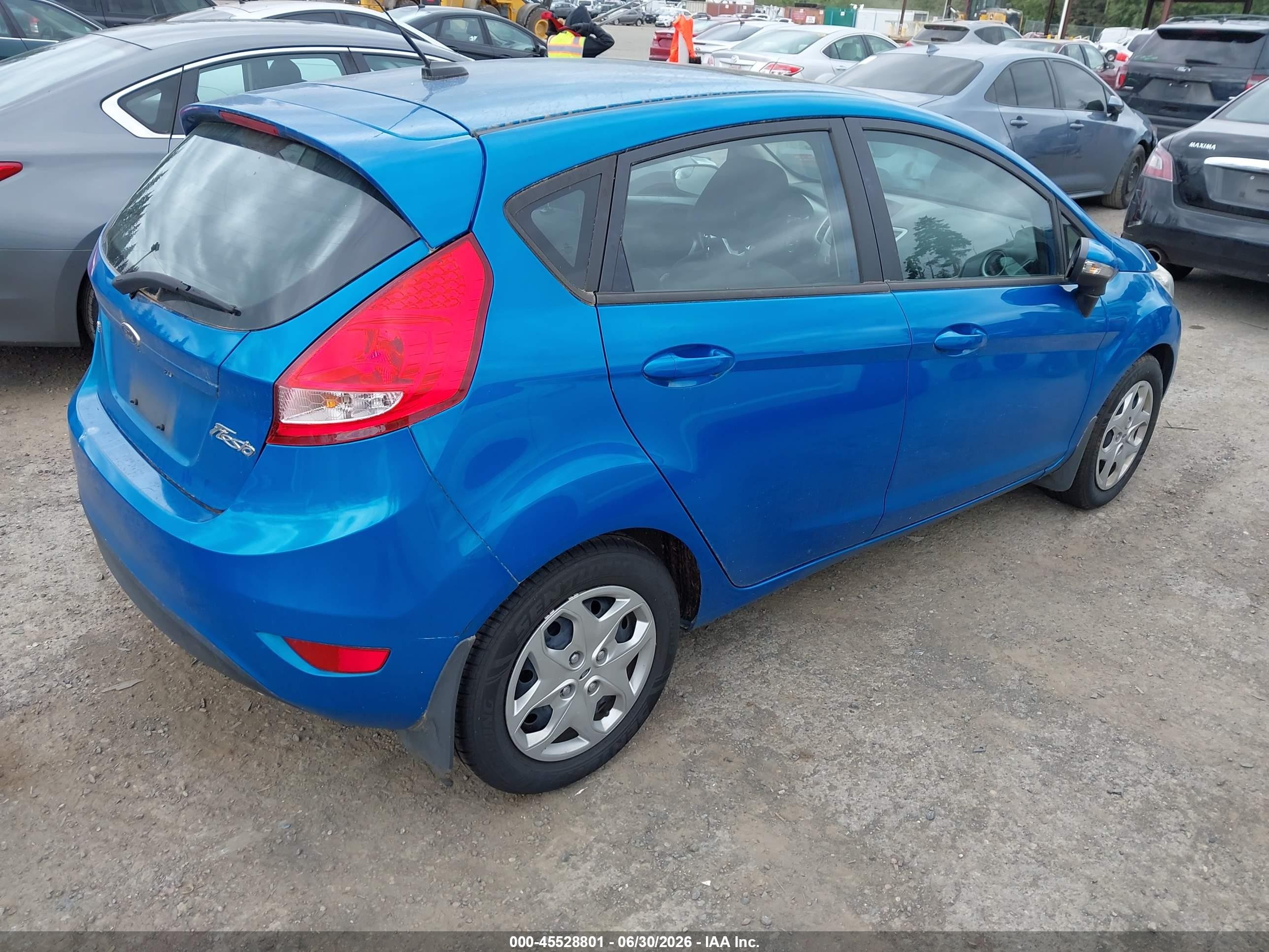 2013 Ford Fiesta Se Blue vin: 3FADP4EJ9DM132544