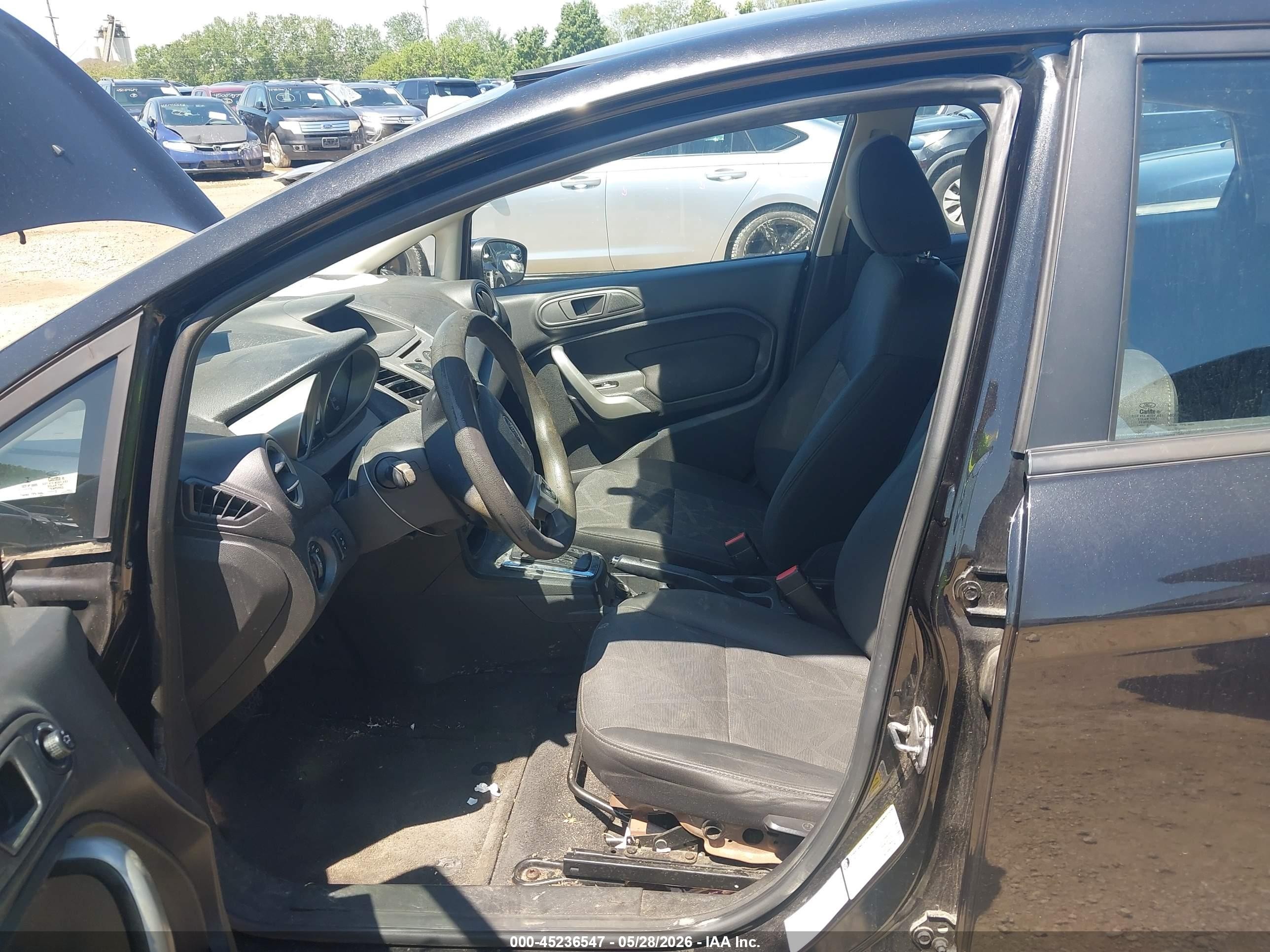 2013 Ford Fiesta Se Black vin: 3FADP4EJ9DM199855