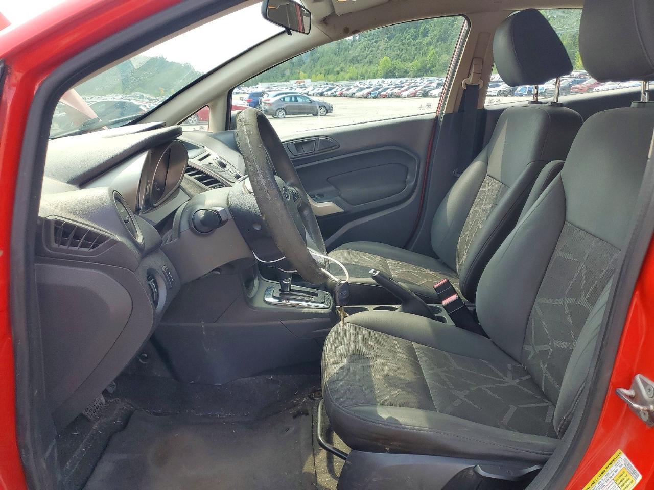 2013 Ford Fiesta Se Красный vin: 3FADP4EJ9DM199886