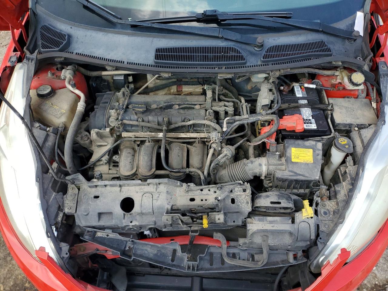 2013 Ford Fiesta Se Красный vin: 3FADP4EJ9DM199886