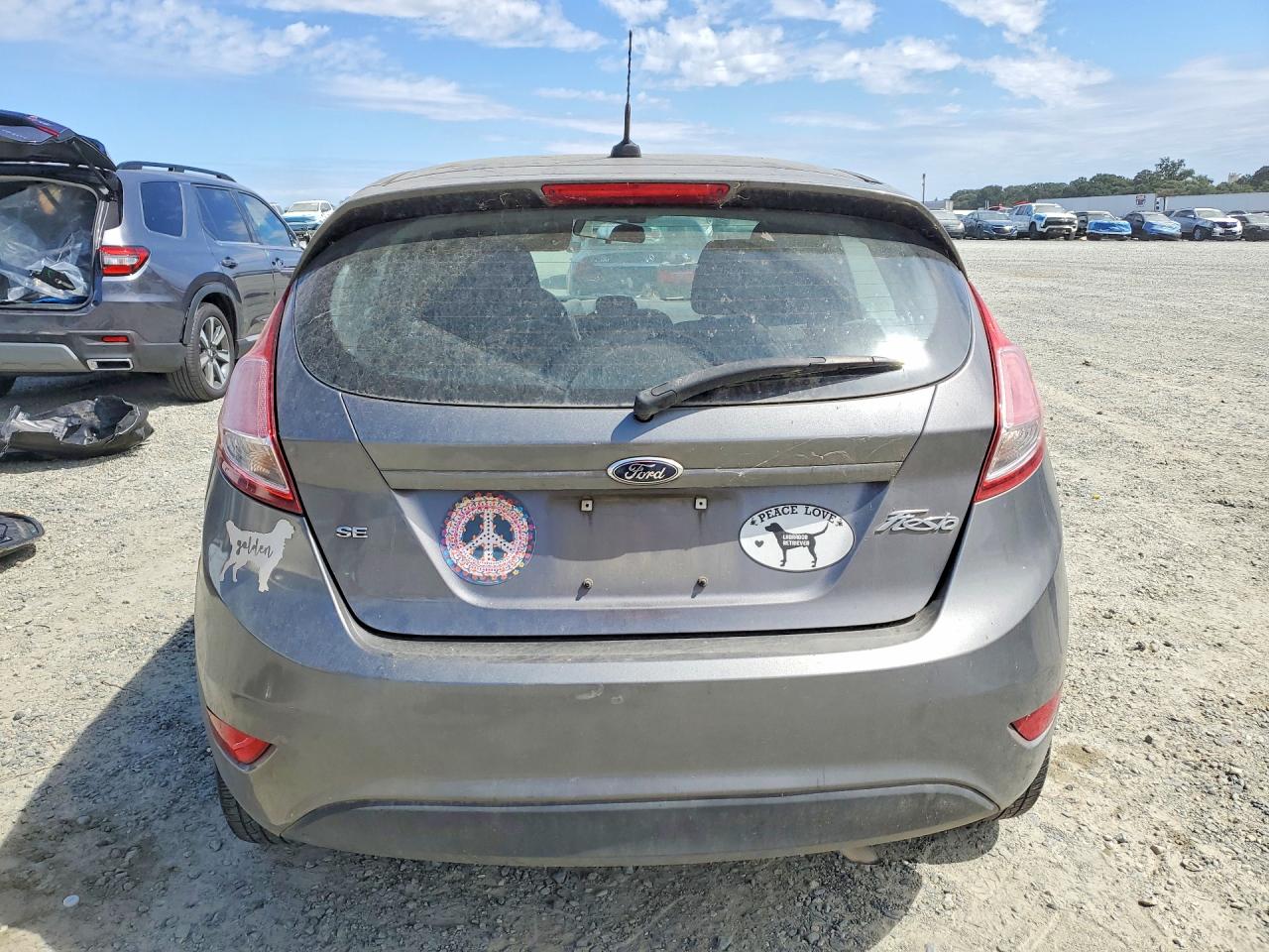 2014 Ford Fiesta Se Charcoal vin: 3FADP4EJ9EM121626