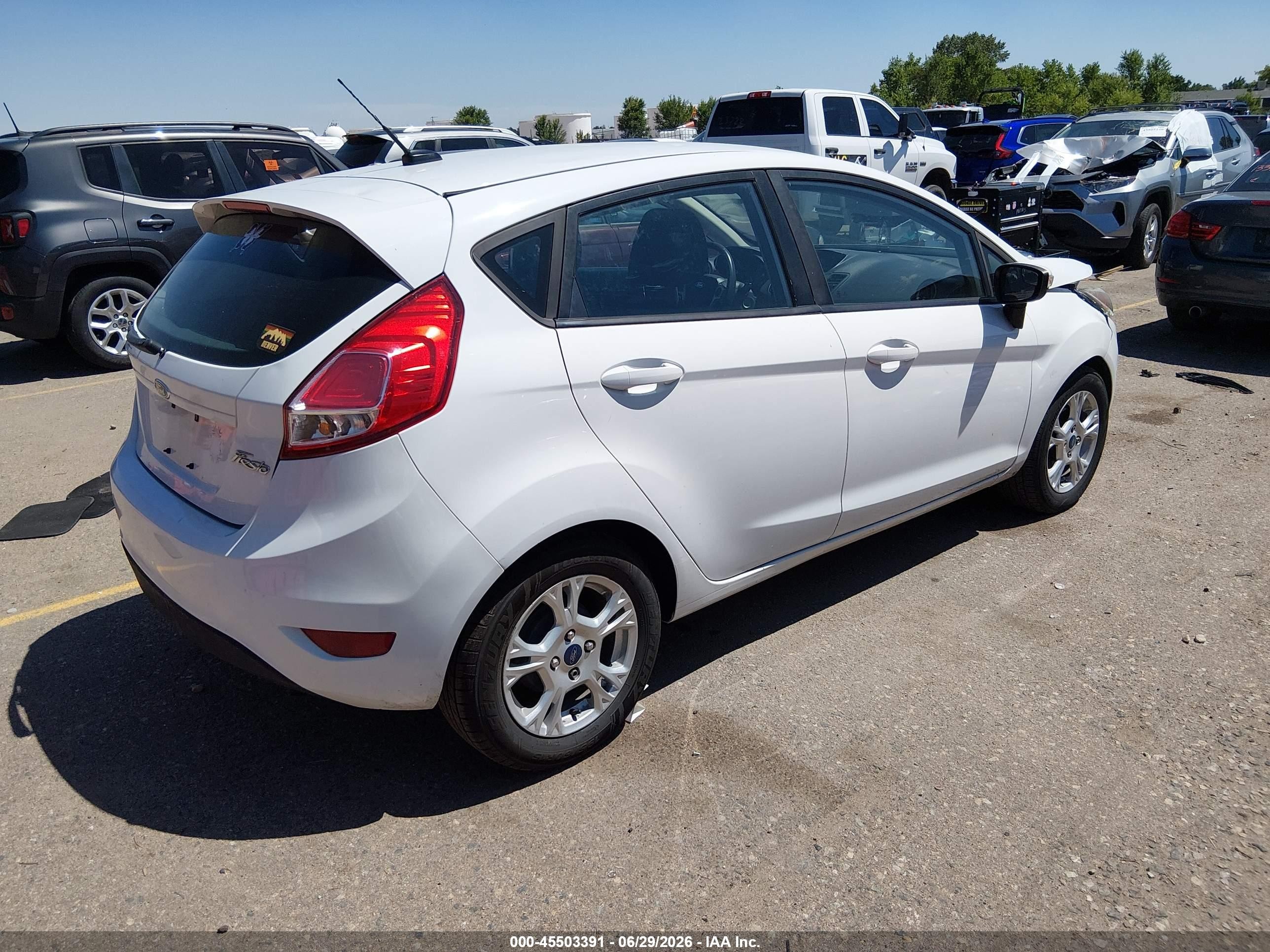2014 Ford Fiesta Se White vin: 3FADP4EJ9EM133453