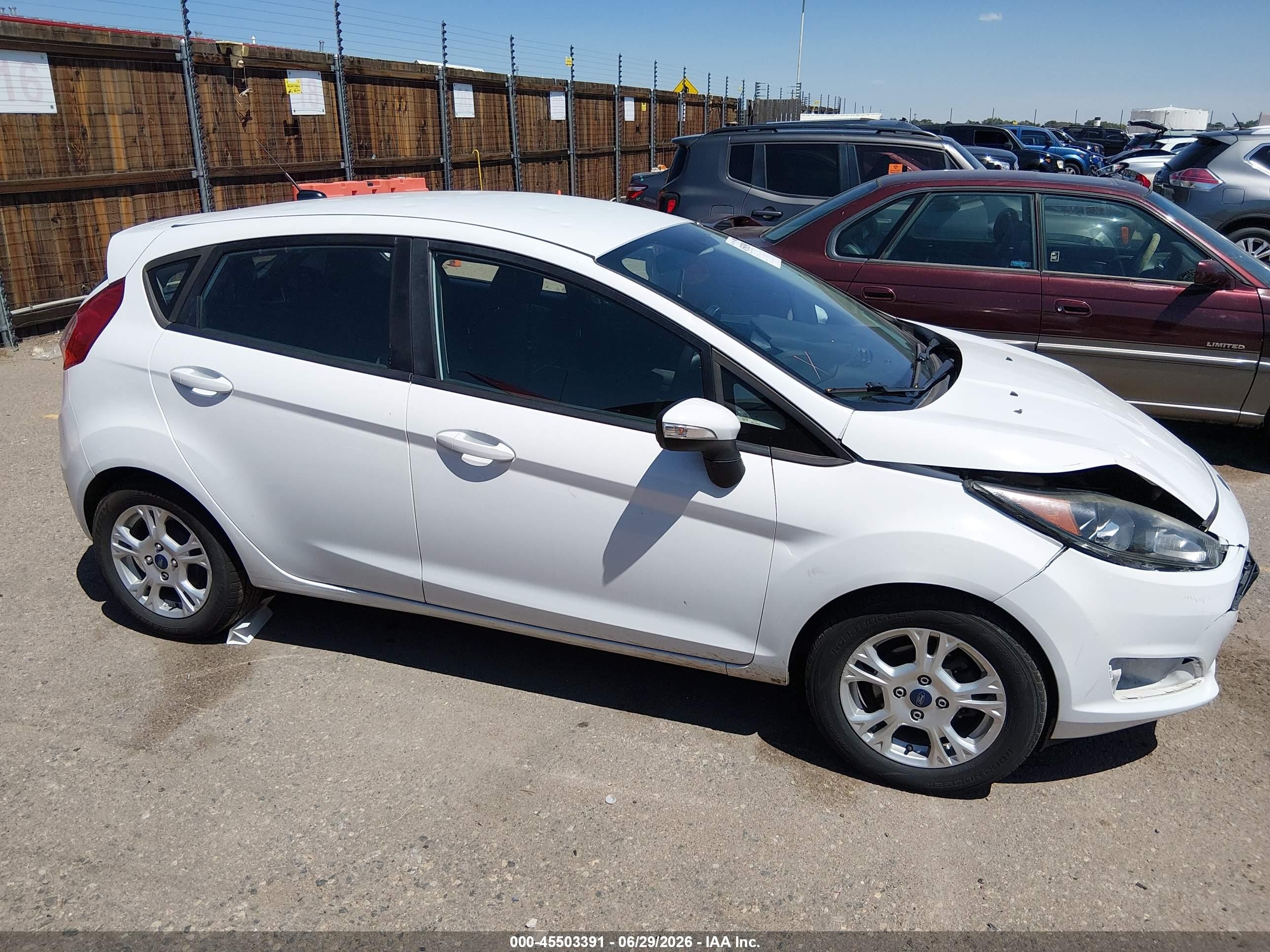 2014 Ford Fiesta Se White vin: 3FADP4EJ9EM133453