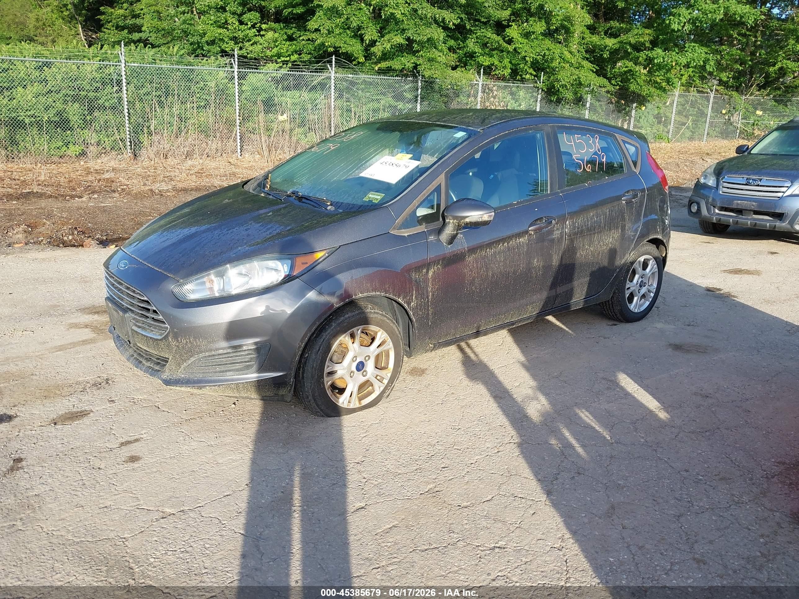 2015 Ford Fiesta Se Gray vin: 3FADP4EJ9FM157074