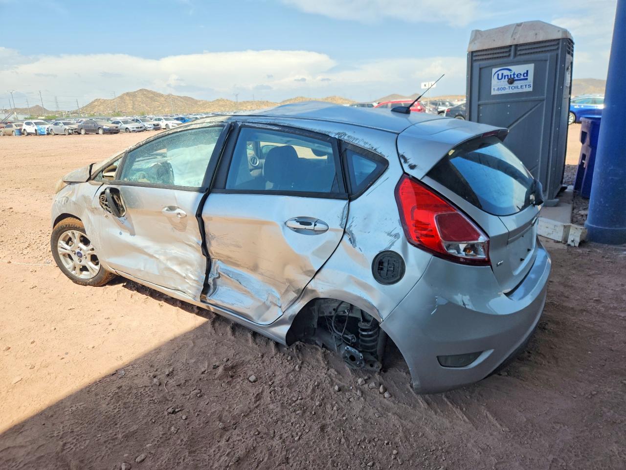 2015 Ford Fiesta Se Silver vin: 3FADP4EJ9FM187031