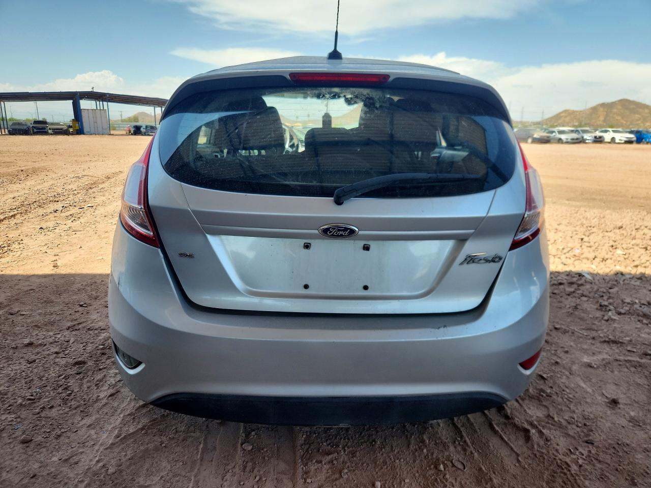 2015 Ford Fiesta Se Silver vin: 3FADP4EJ9FM187031