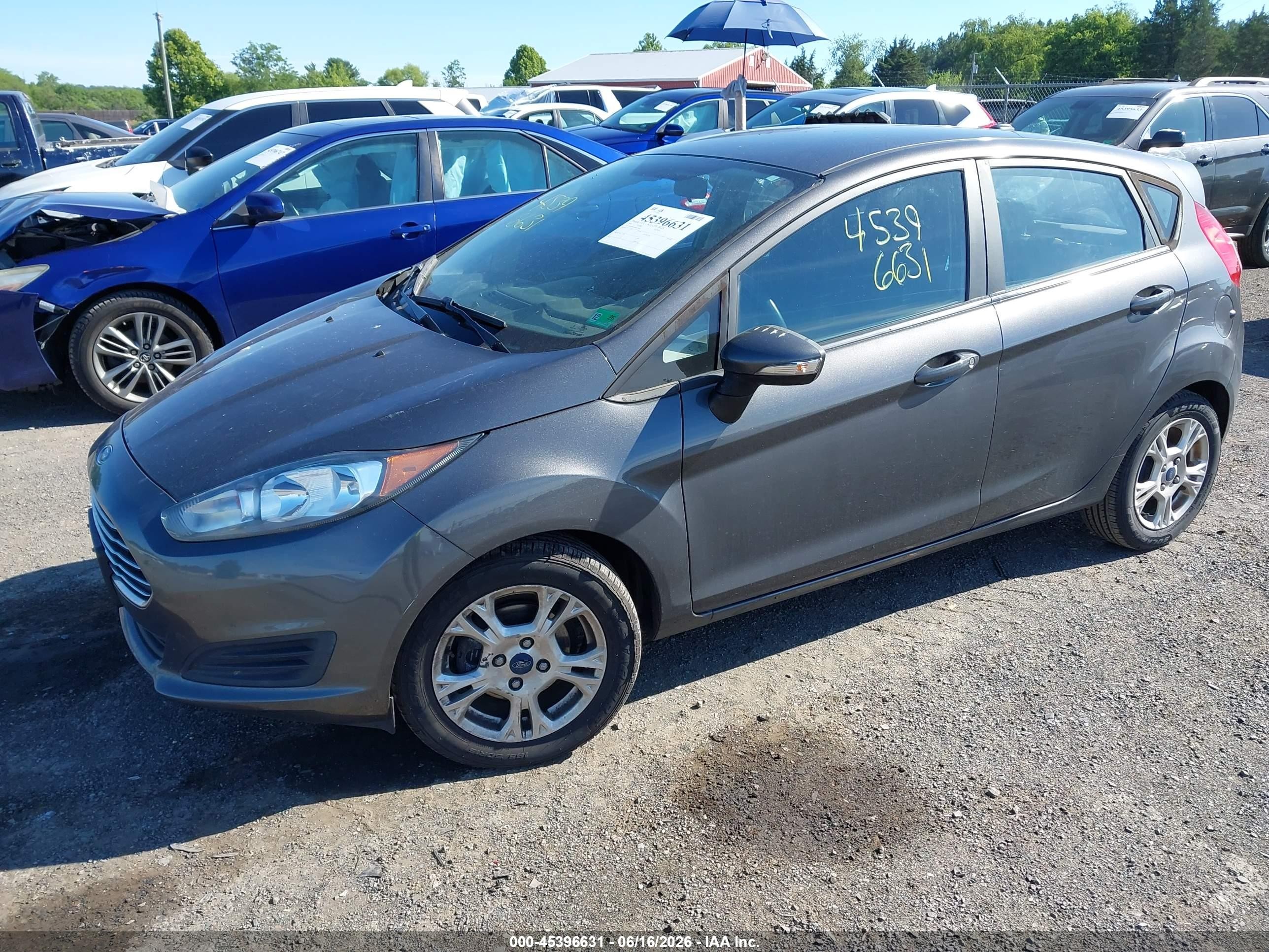 2015 Ford Fiesta Se Gray vin: 3FADP4EJ9FM223848