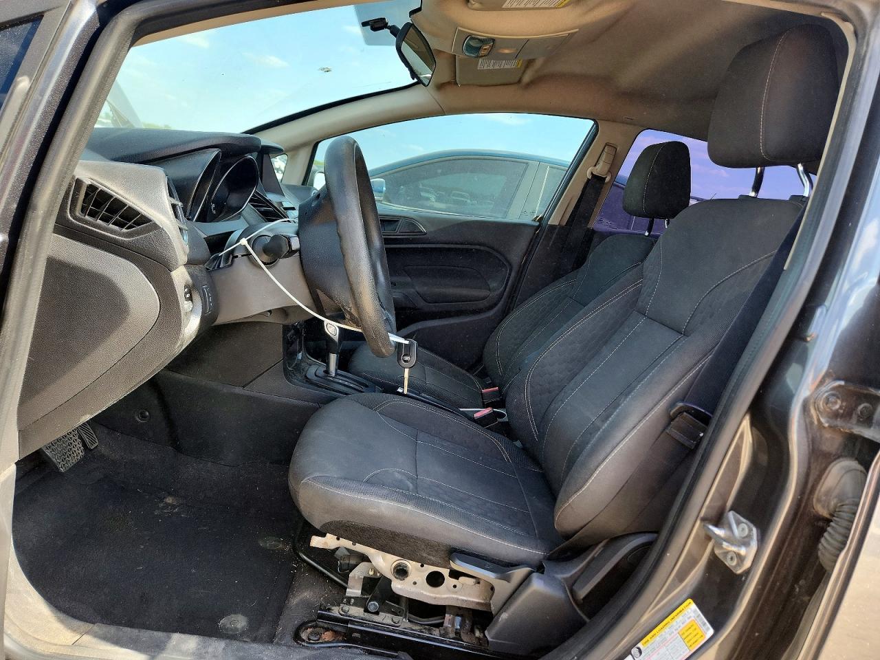 2019 Ford Fiesta Se Gray vin: 3FADP4EJ9KM165668