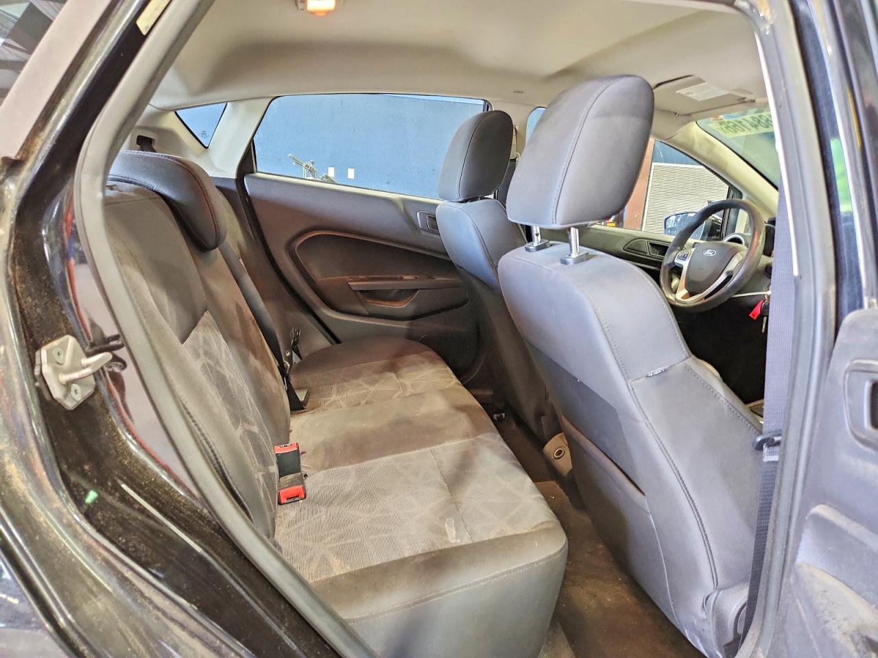 2011 Ford Fiesta Se Black vin: 3FADP4EJXBM113000