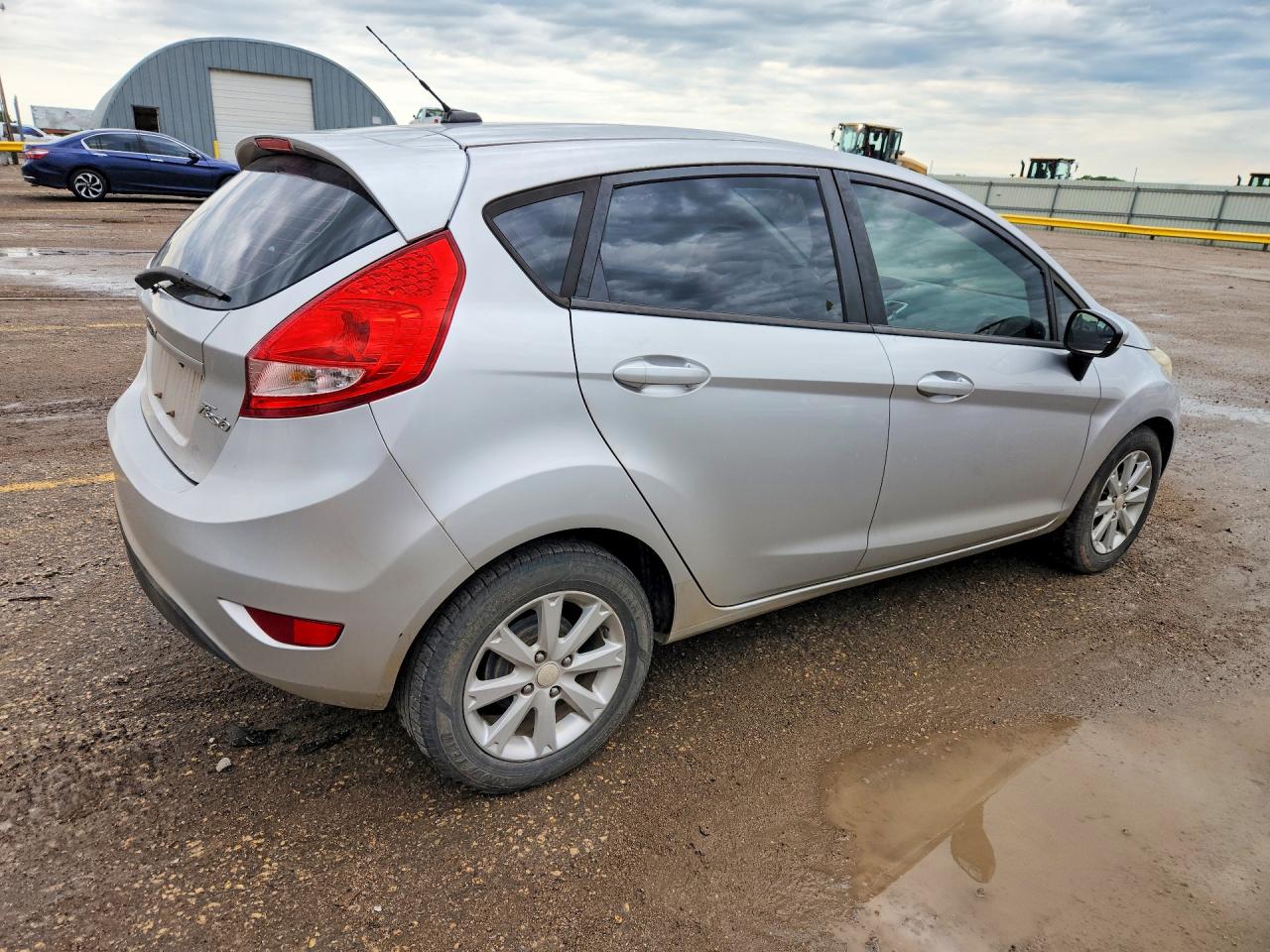 2011 Ford Fiesta Se Silver vin: 3FADP4EJXBM162536