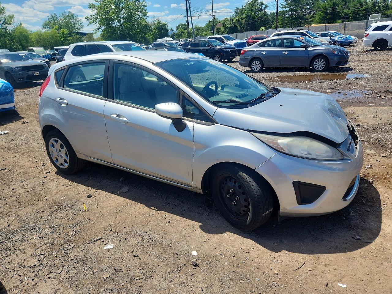 2011 Ford Fiesta Se Серебряный vin: 3FADP4EJXBM164285