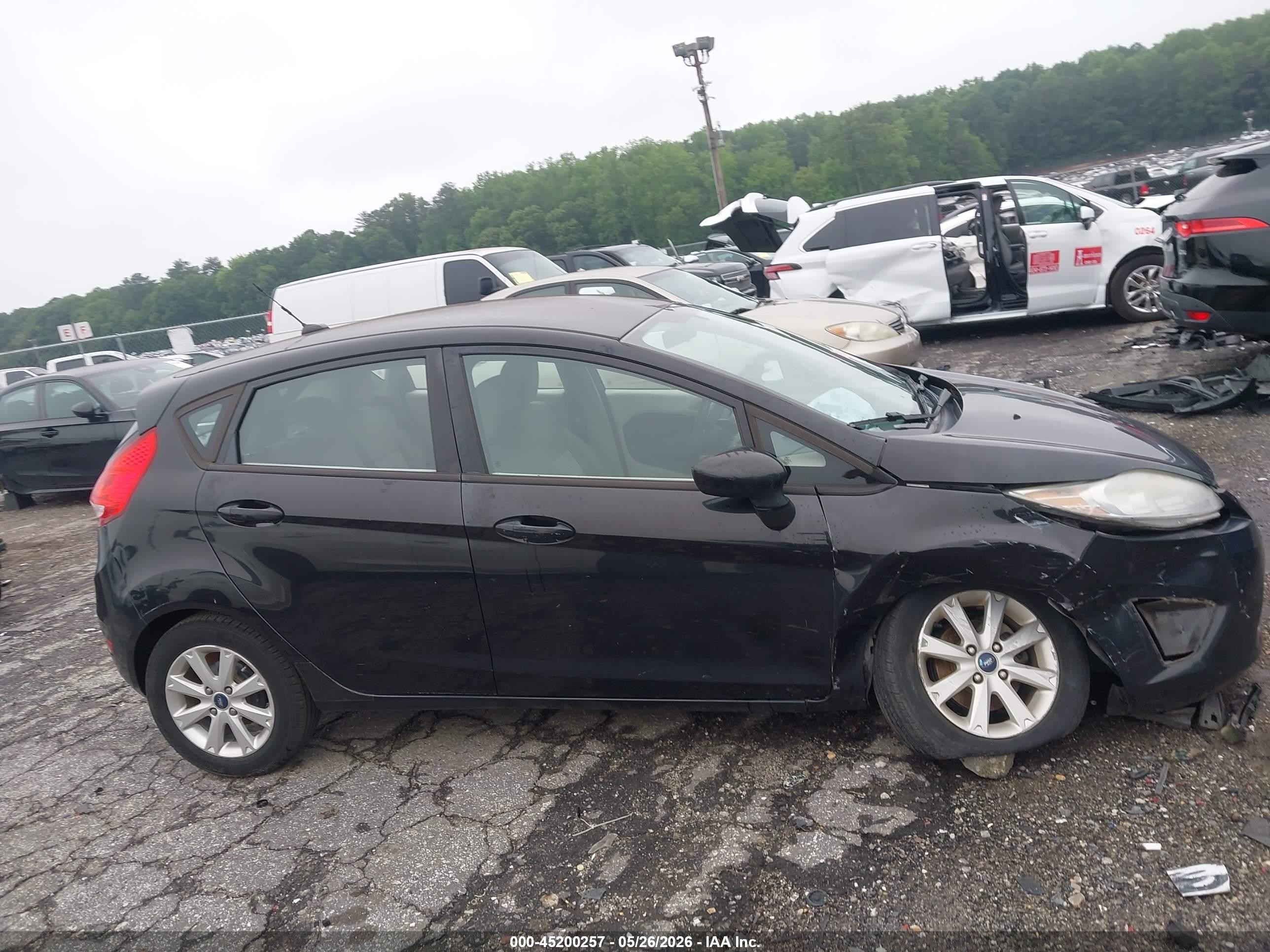 2011 Ford Fiesta Se Черный vin: 3FADP4EJXBM174315