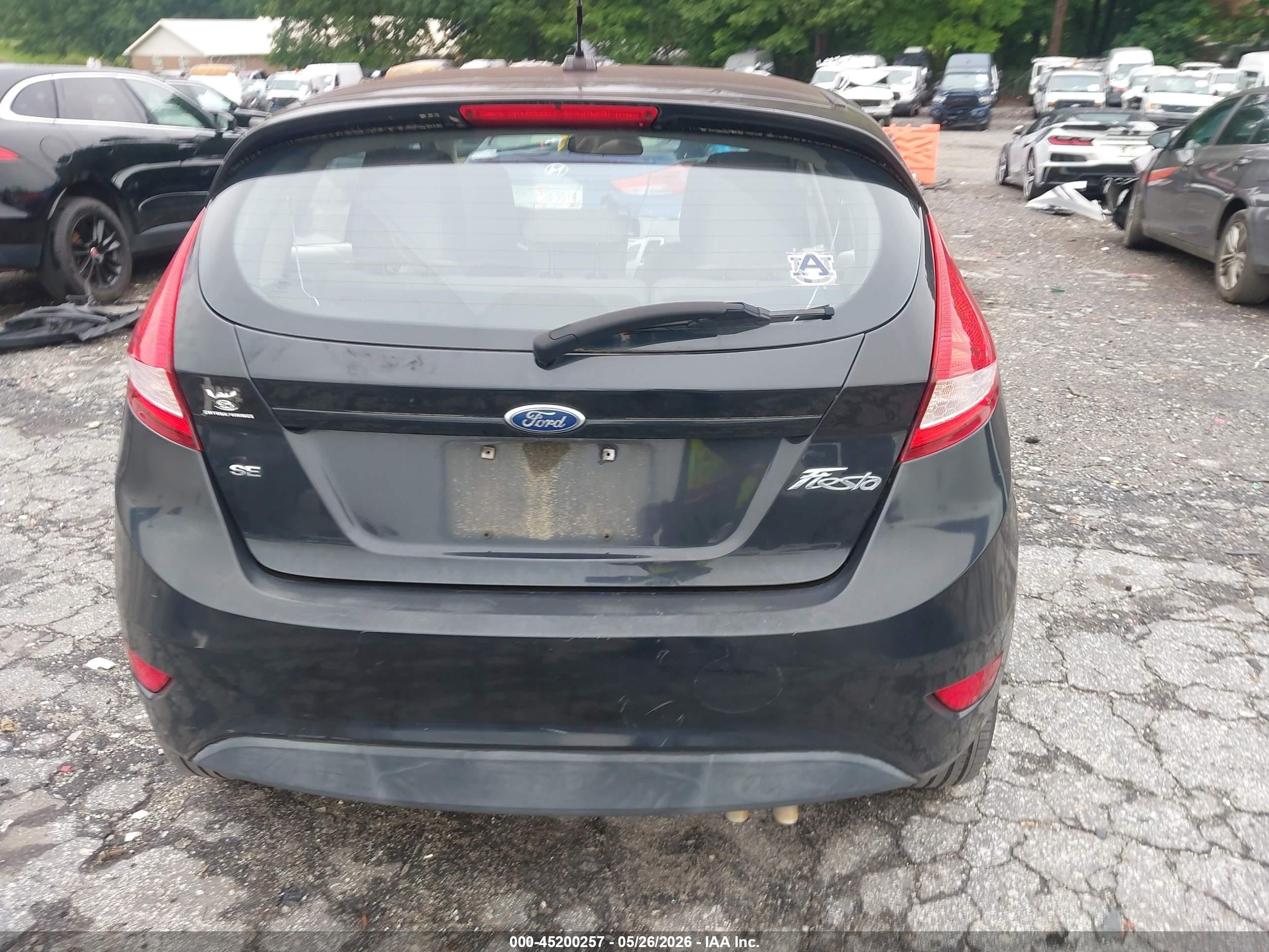 2011 Ford Fiesta Se Черный vin: 3FADP4EJXBM174315