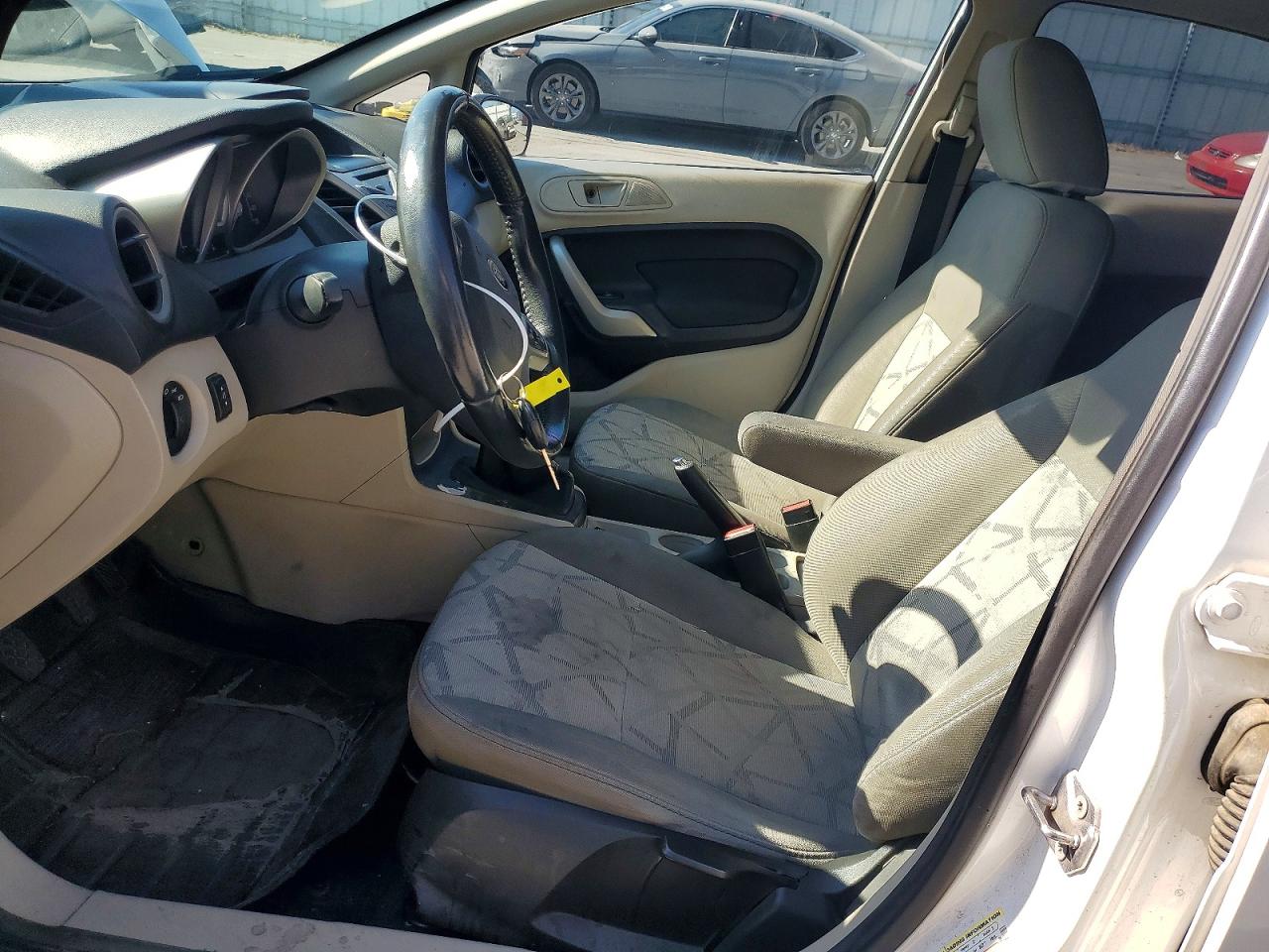 2012 Ford Fiesta Se White vin: 3FADP4EJXCM151134