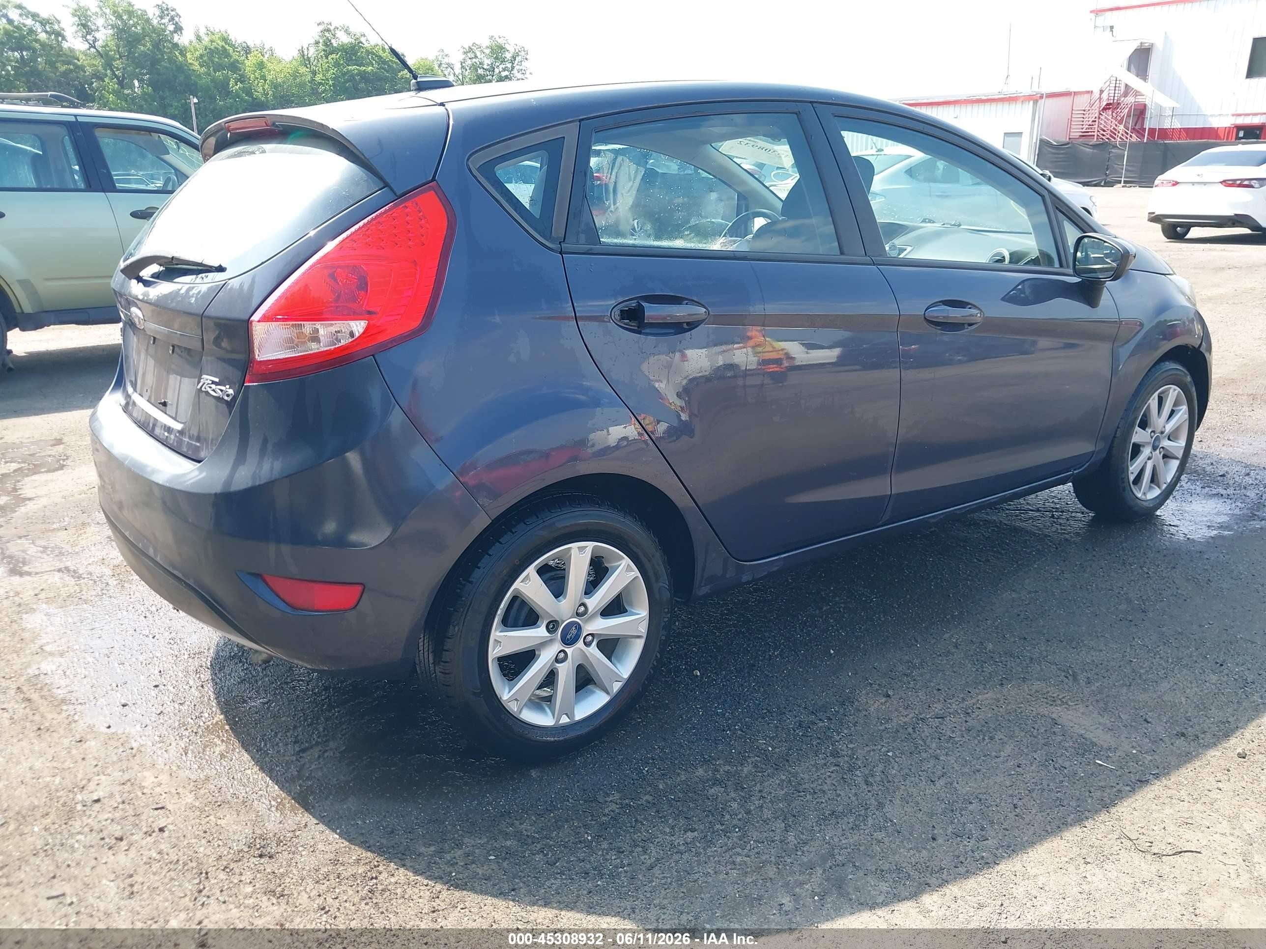 2012 Ford Fiesta Se Gray vin: 3FADP4EJXCM182044
