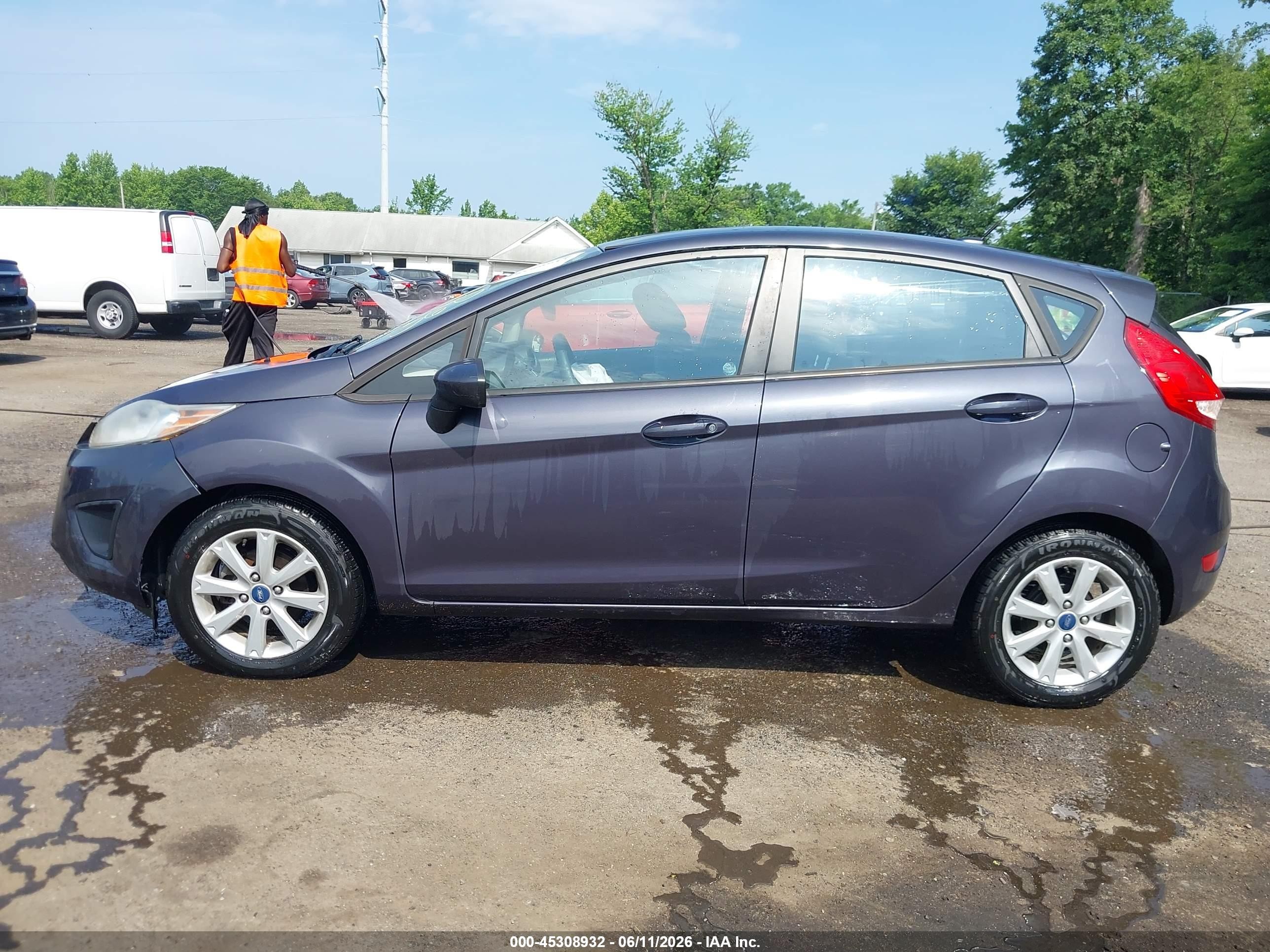 2012 Ford Fiesta Se Gray vin: 3FADP4EJXCM182044