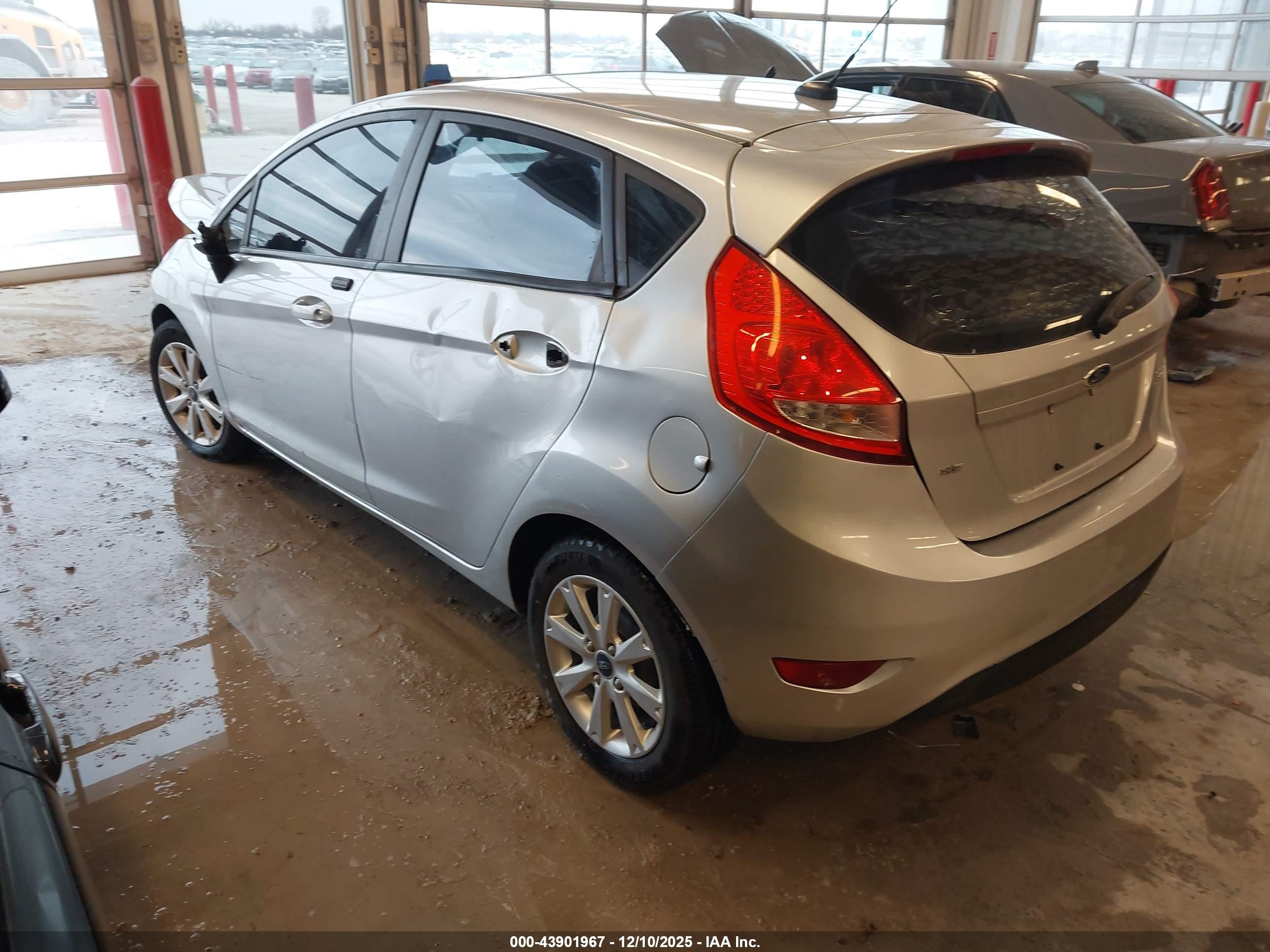 2012 Ford Fiesta Se Silver vin: 3FADP4EJXCM215785