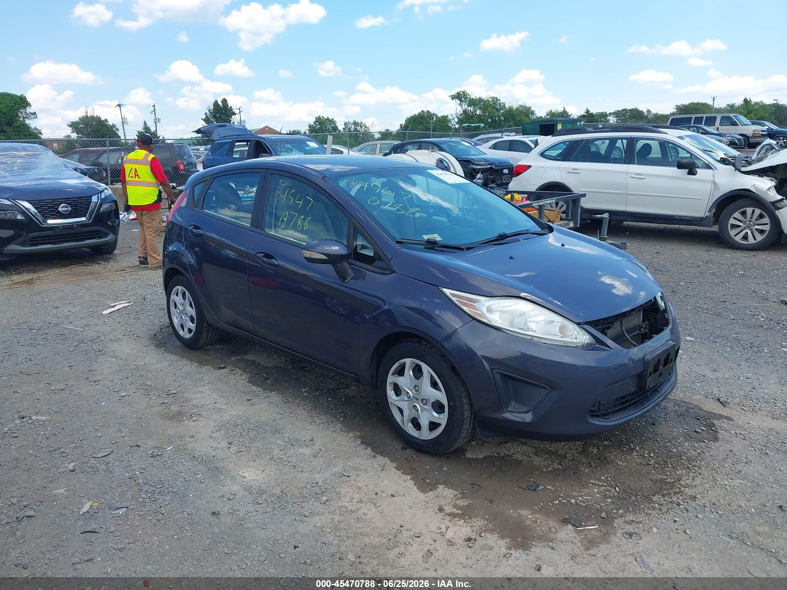 2013 Ford Fiesta Se Gray vin: 3FADP4EJXDM112741