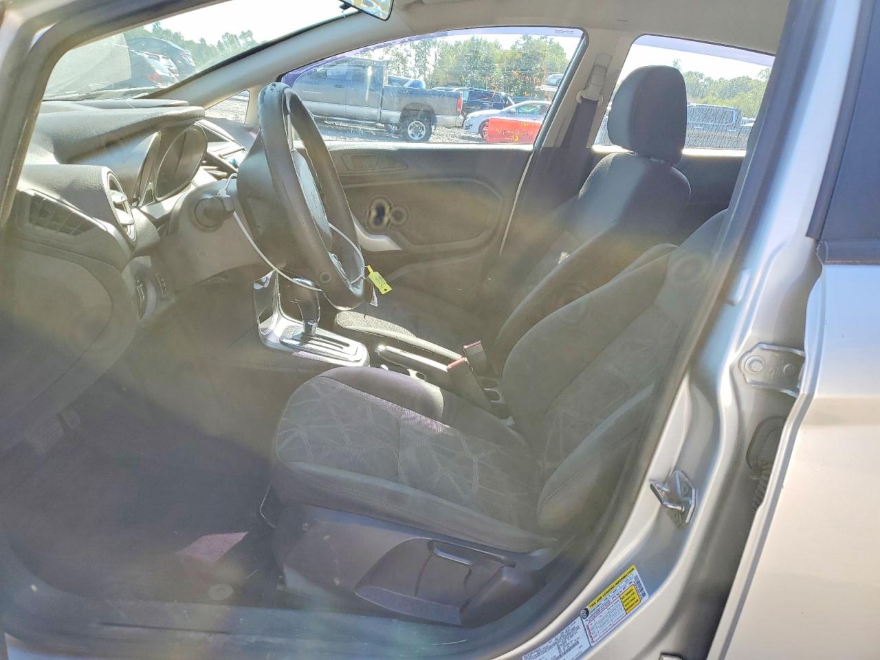 2013 Ford Fiesta Se Silver vin: 3FADP4EJXDM116398
