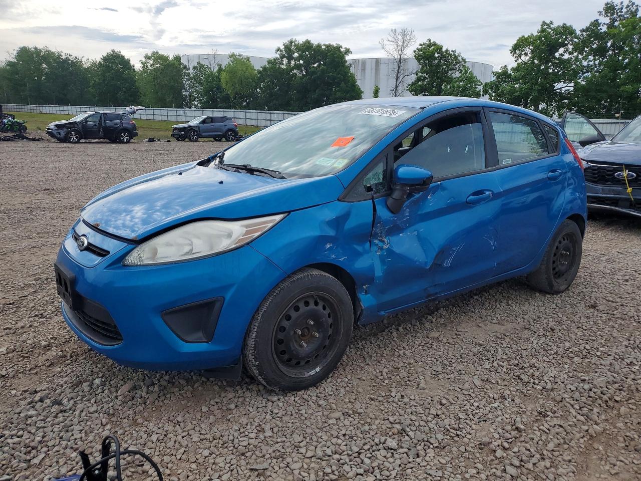 2013 Ford Fiesta Se Blue vin: 3FADP4EJXDM155699