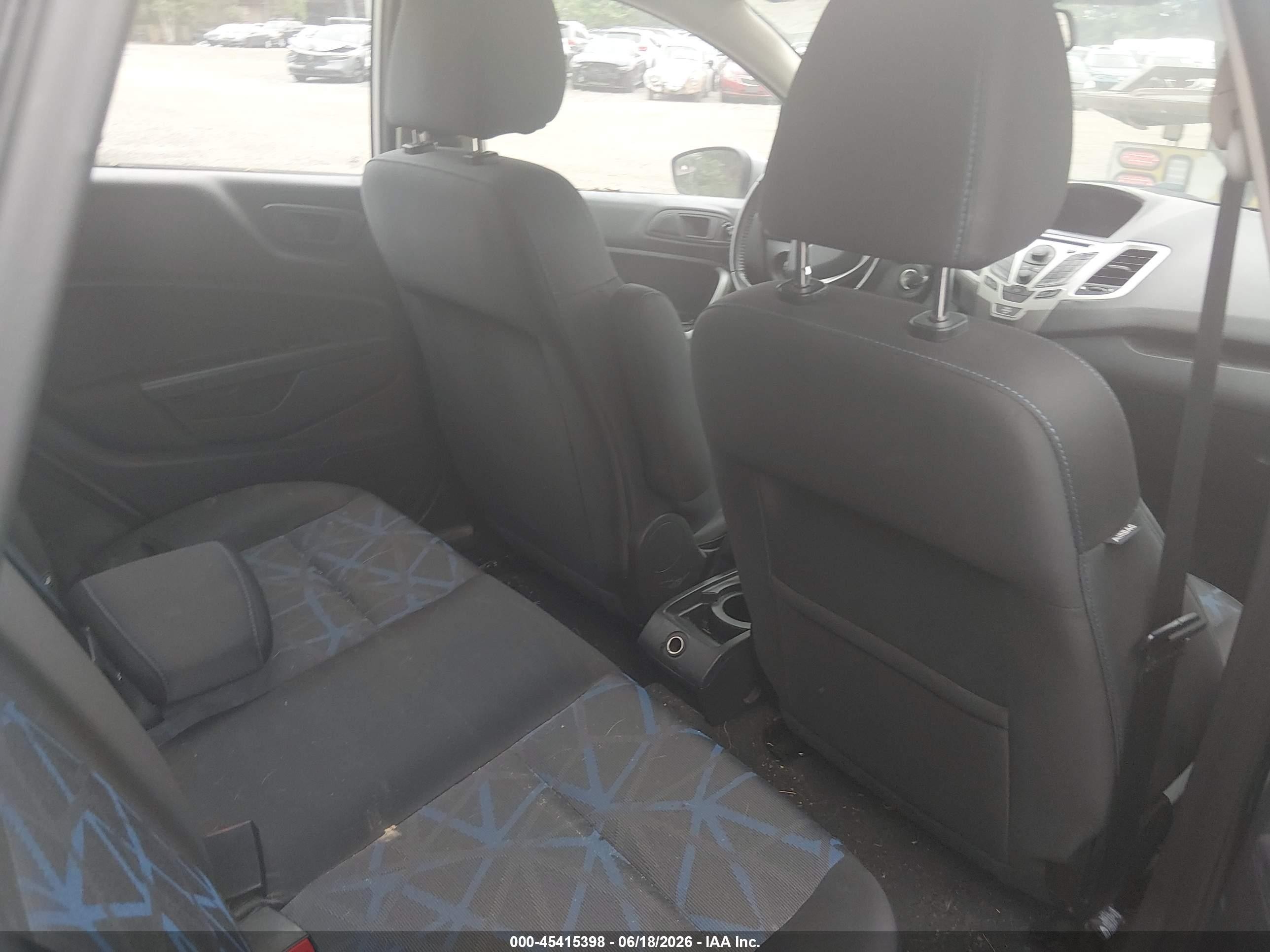 2013 Ford Fiesta Se Silver vin: 3FADP4EJXDM164337