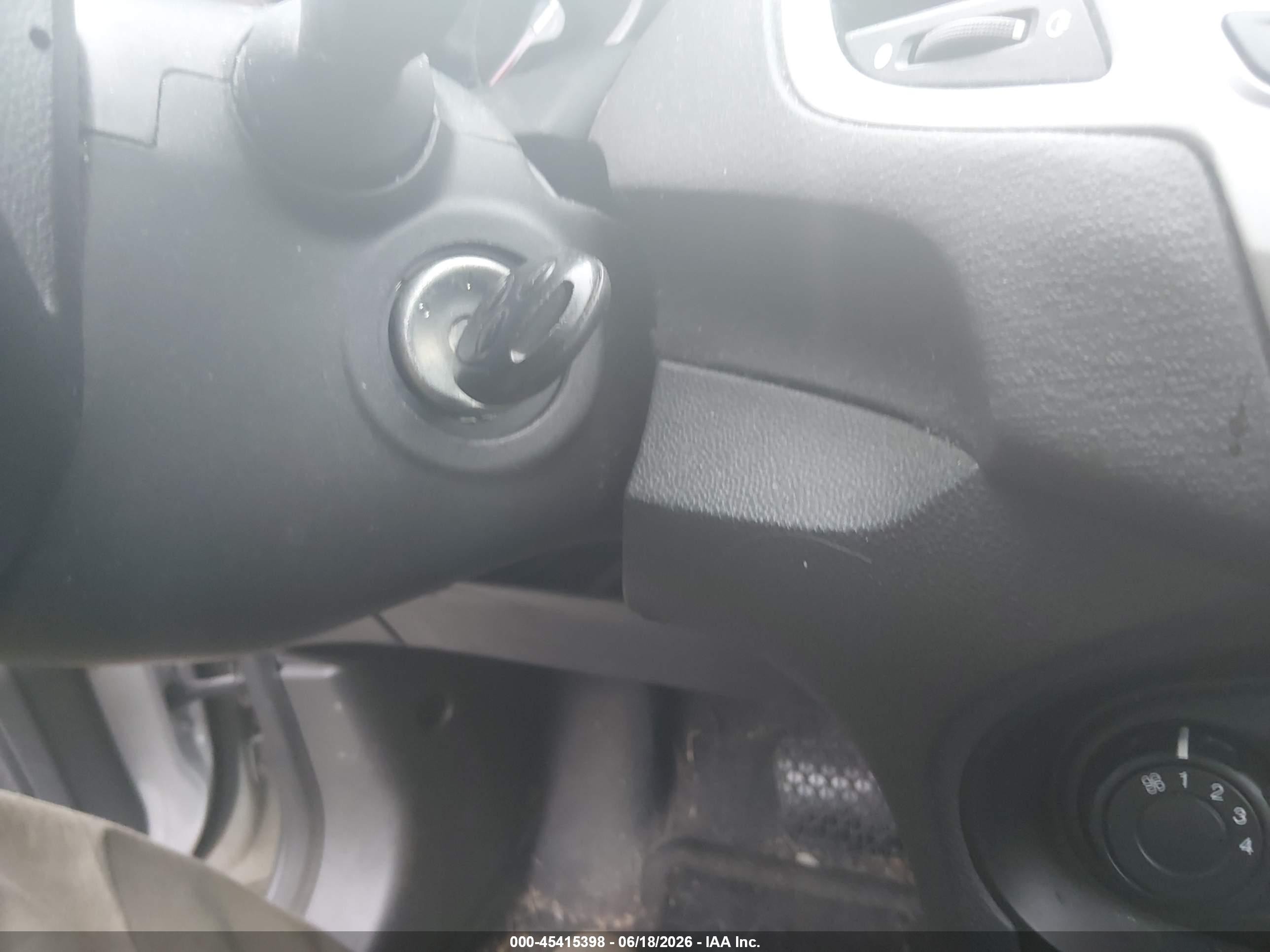 2013 Ford Fiesta Se Silver vin: 3FADP4EJXDM164337