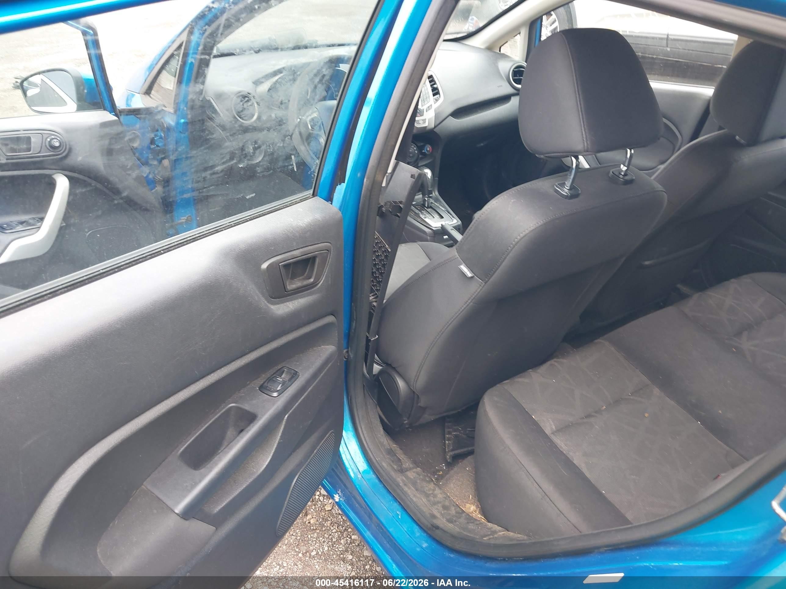 2013 Ford Fiesta Se Blue vin: 3FADP4EJXDM171885