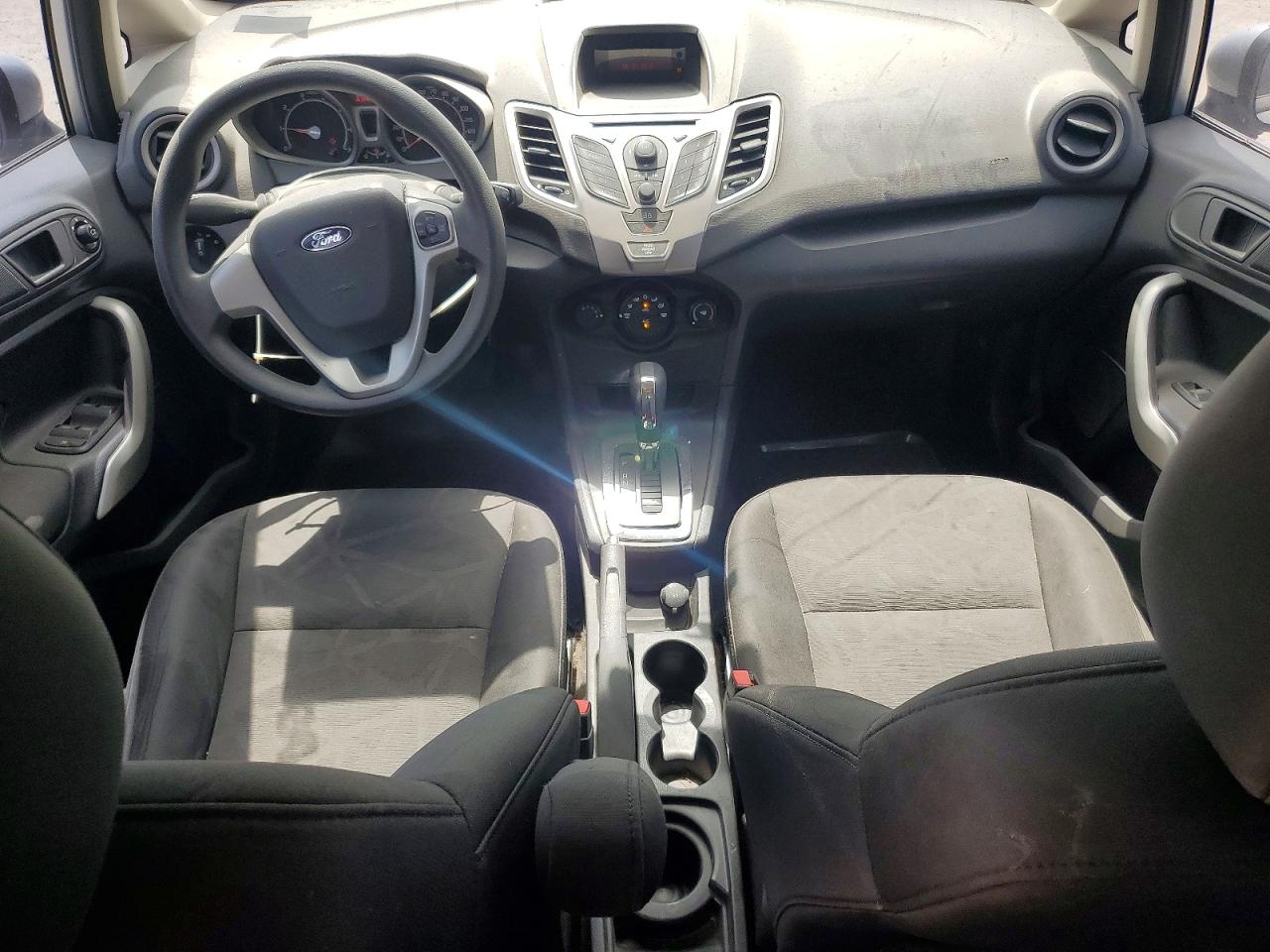 2013 Ford Fiesta S Silver vin: 3FADP4EJXDM185205