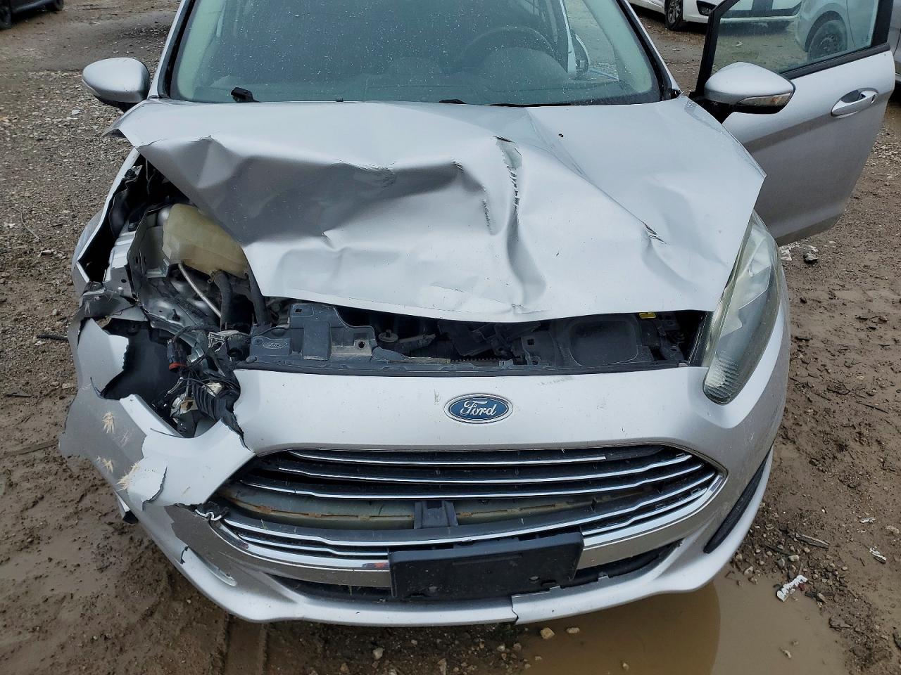 2014 Ford Fiesta Se Silver vin: 3FADP4EJXEM111591