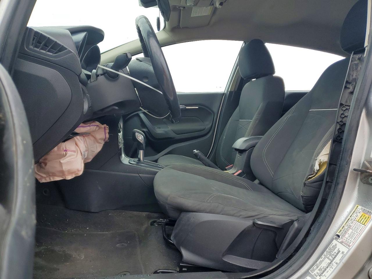 2014 Ford Fiesta Se Silver vin: 3FADP4EJXEM111591