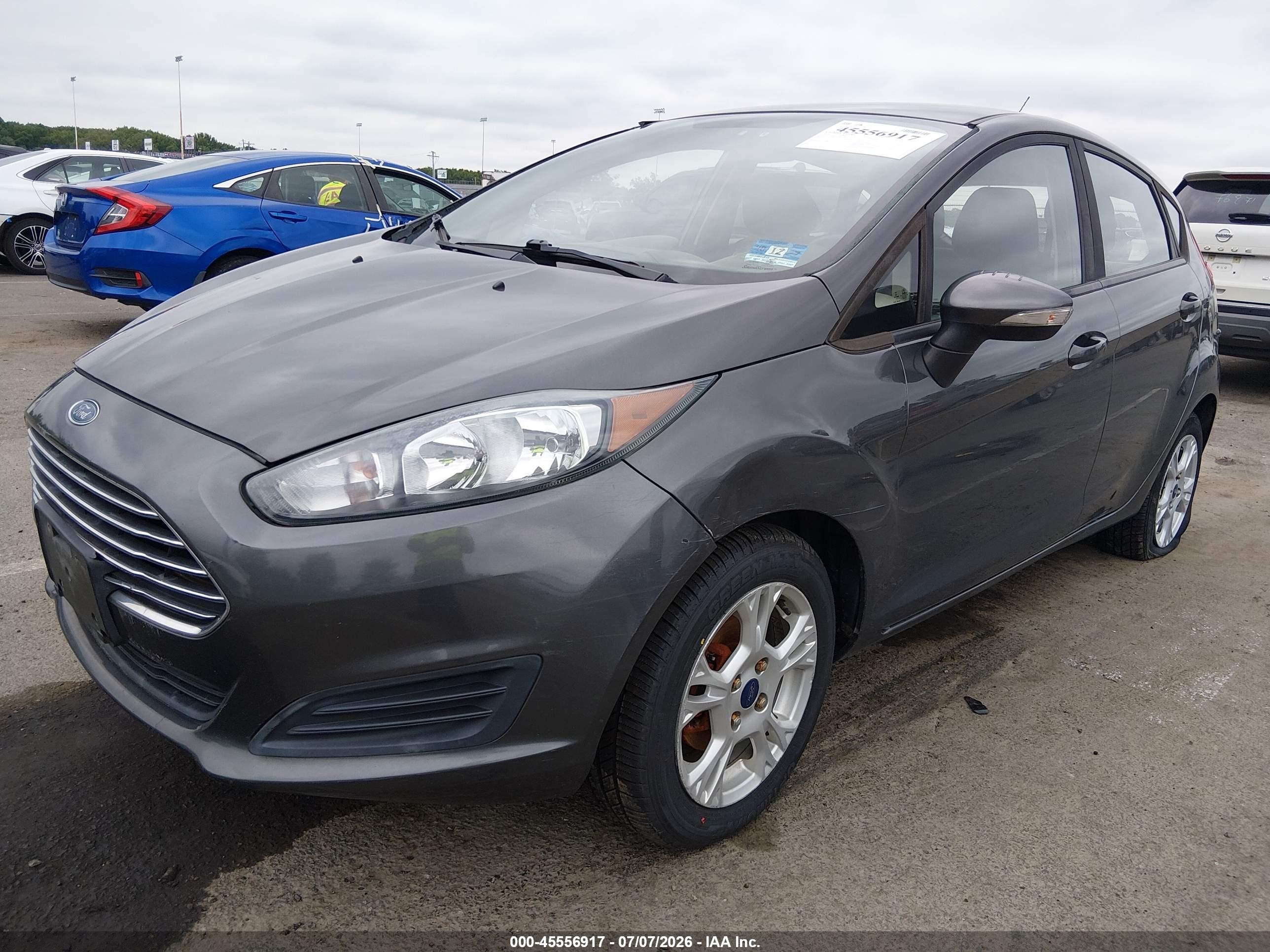 2015 Ford Fiesta Se Gray vin: 3FADP4EJXFM137920