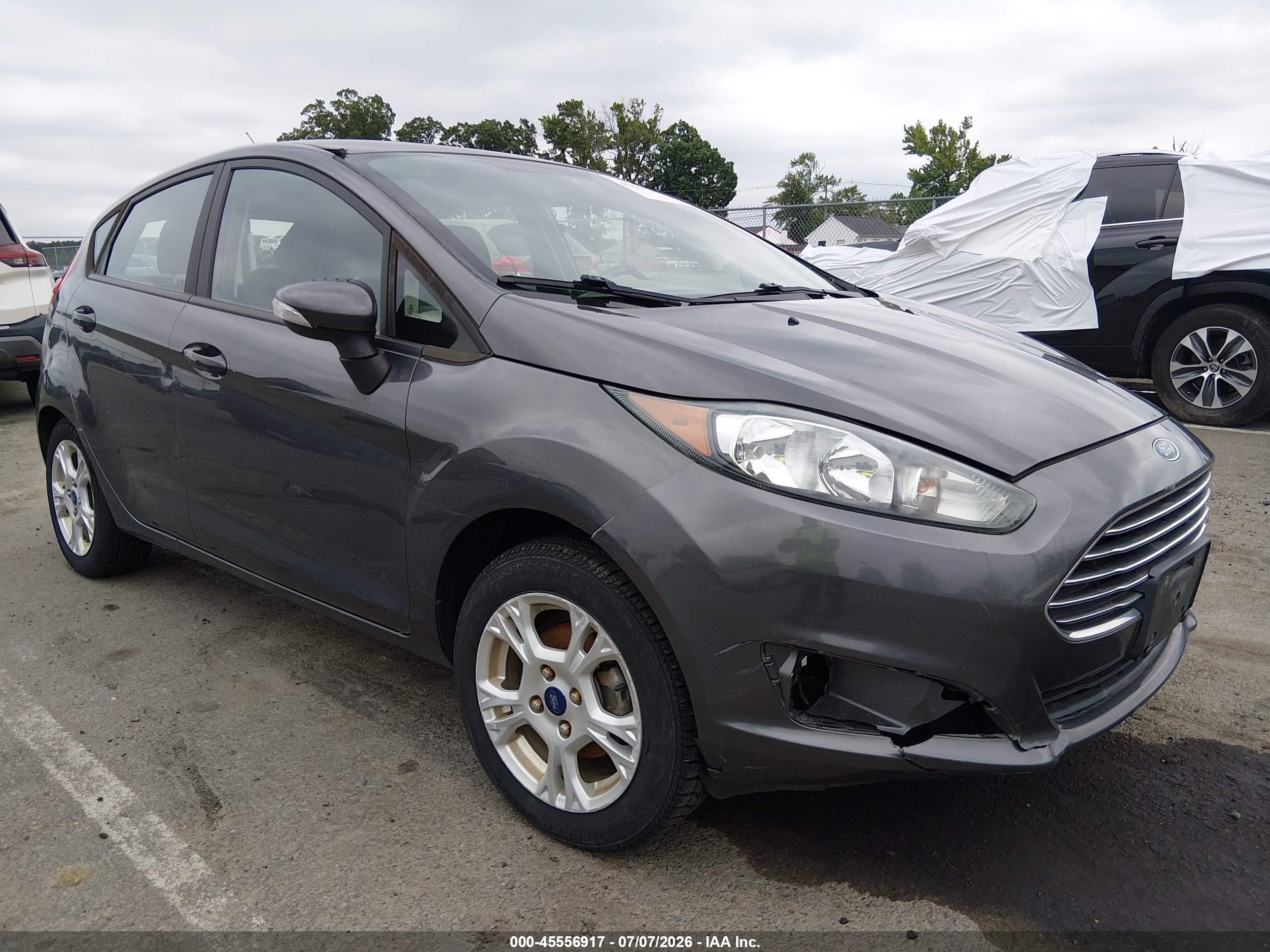 2015 Ford Fiesta Se Gray vin: 3FADP4EJXFM137920