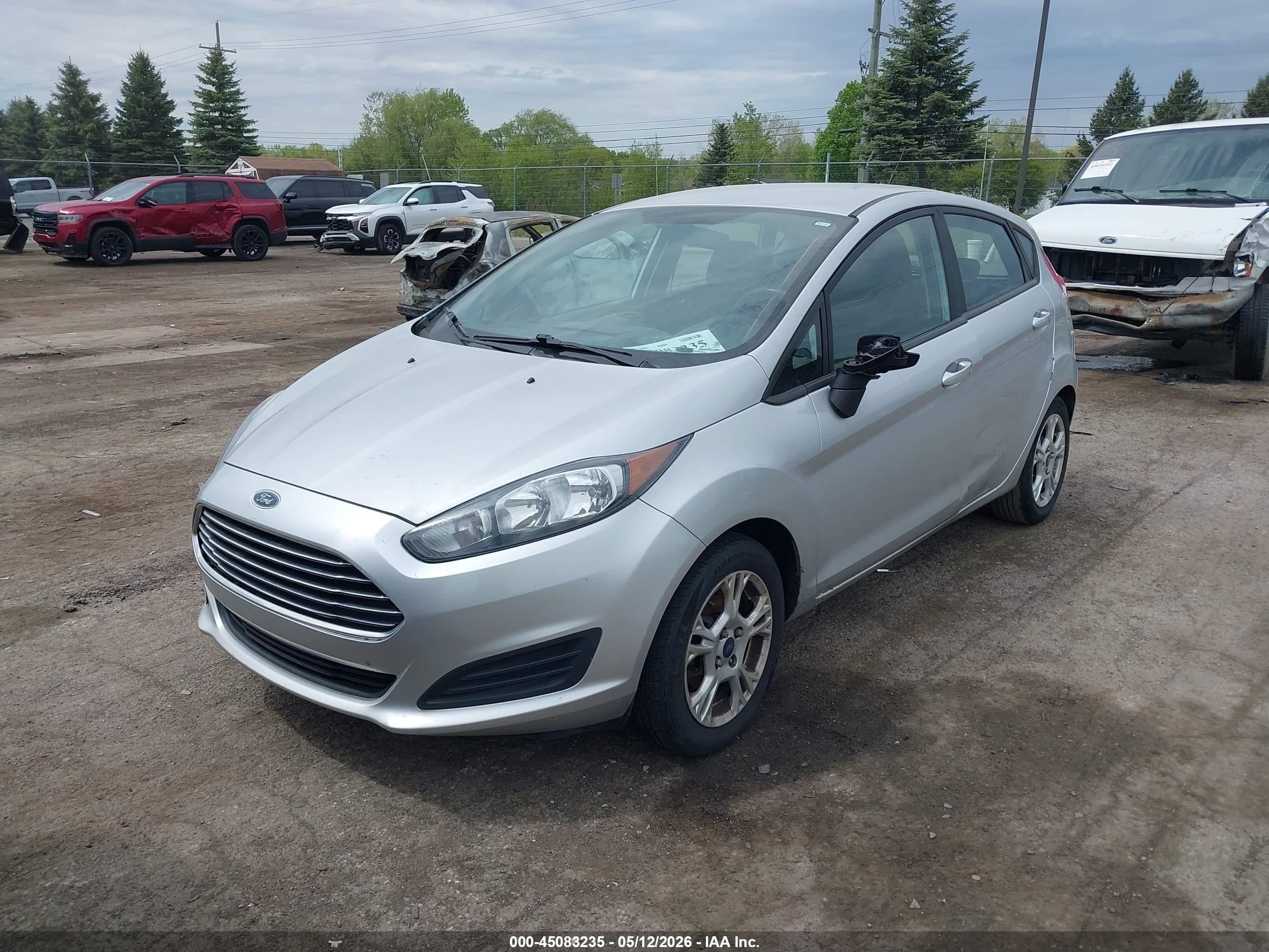 2015 Ford Fiesta Se Silver vin: 3FADP4EJXFM139408