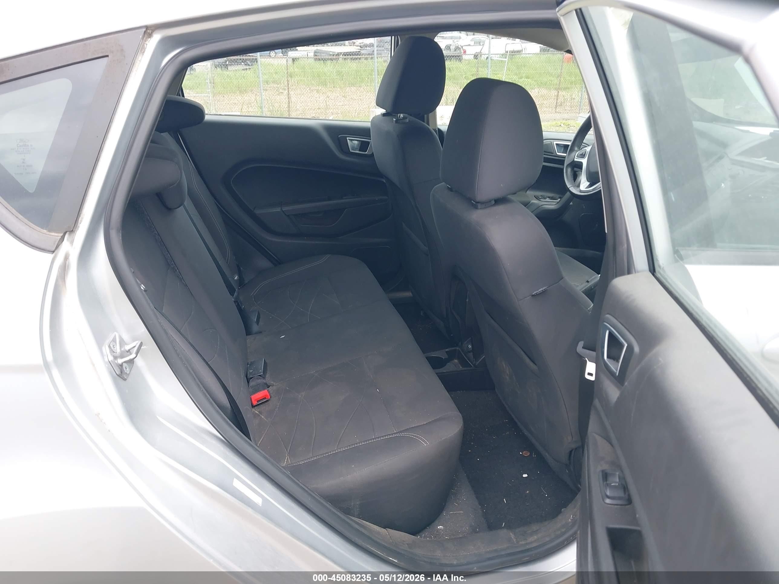 2015 Ford Fiesta Se Silver vin: 3FADP4EJXFM139408