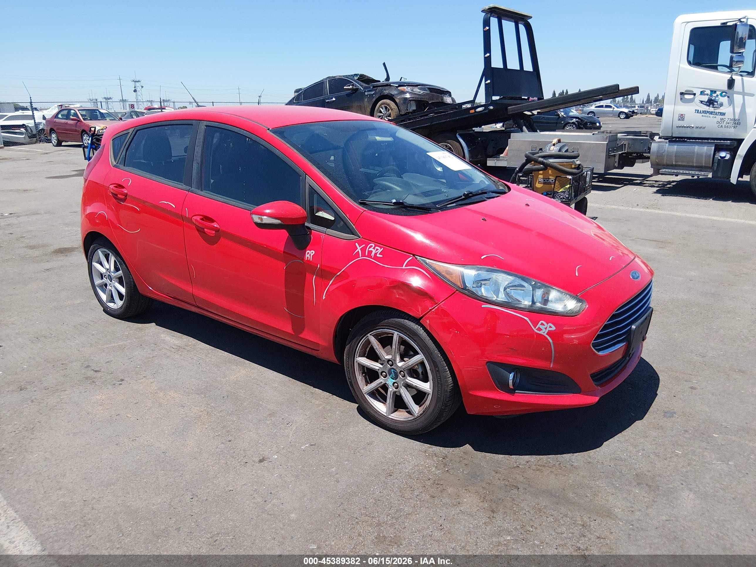 2015 Ford Fiesta Se Red vin: 3FADP4EJXFM146598