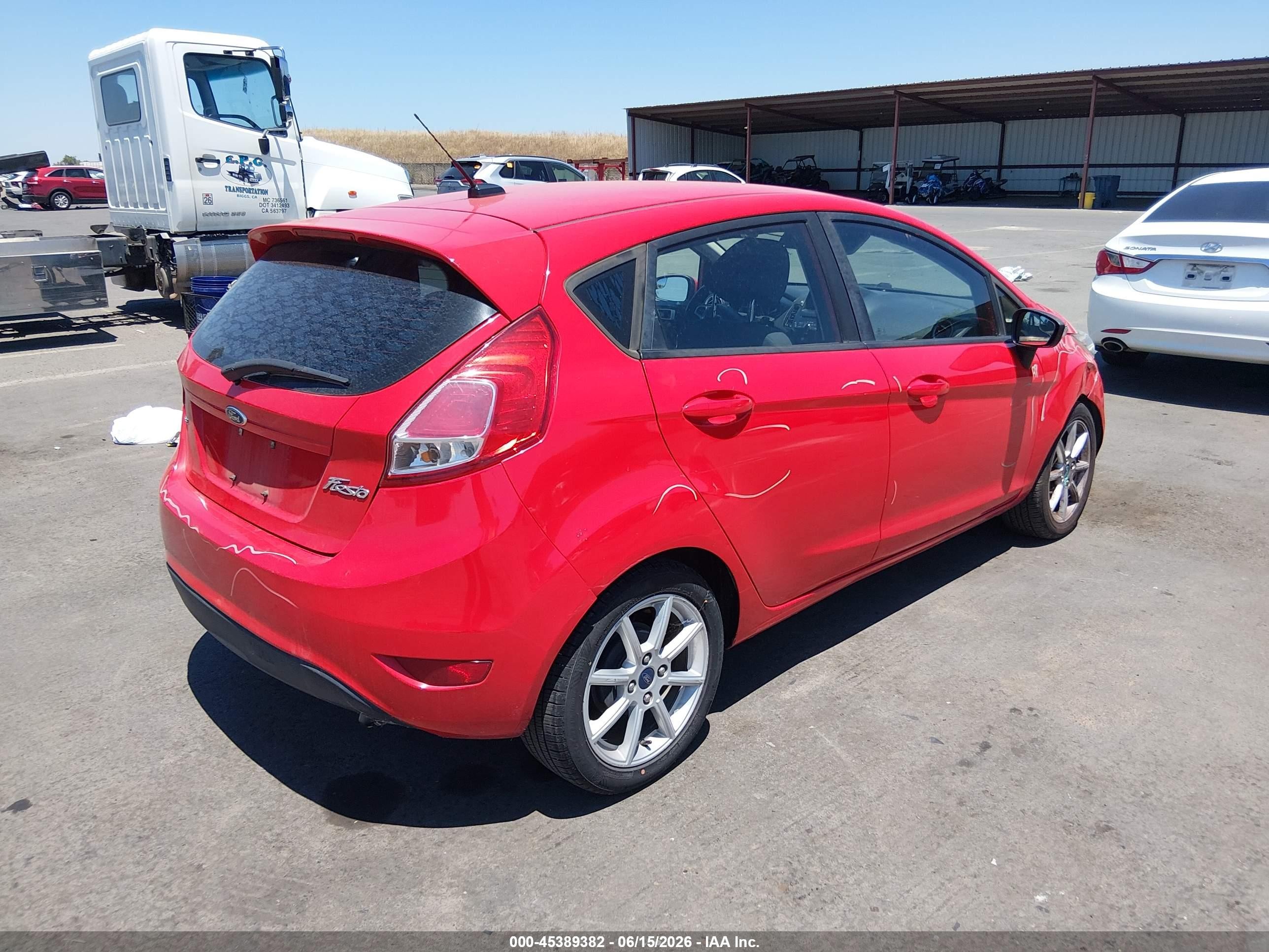 2015 Ford Fiesta Se Red vin: 3FADP4EJXFM146598